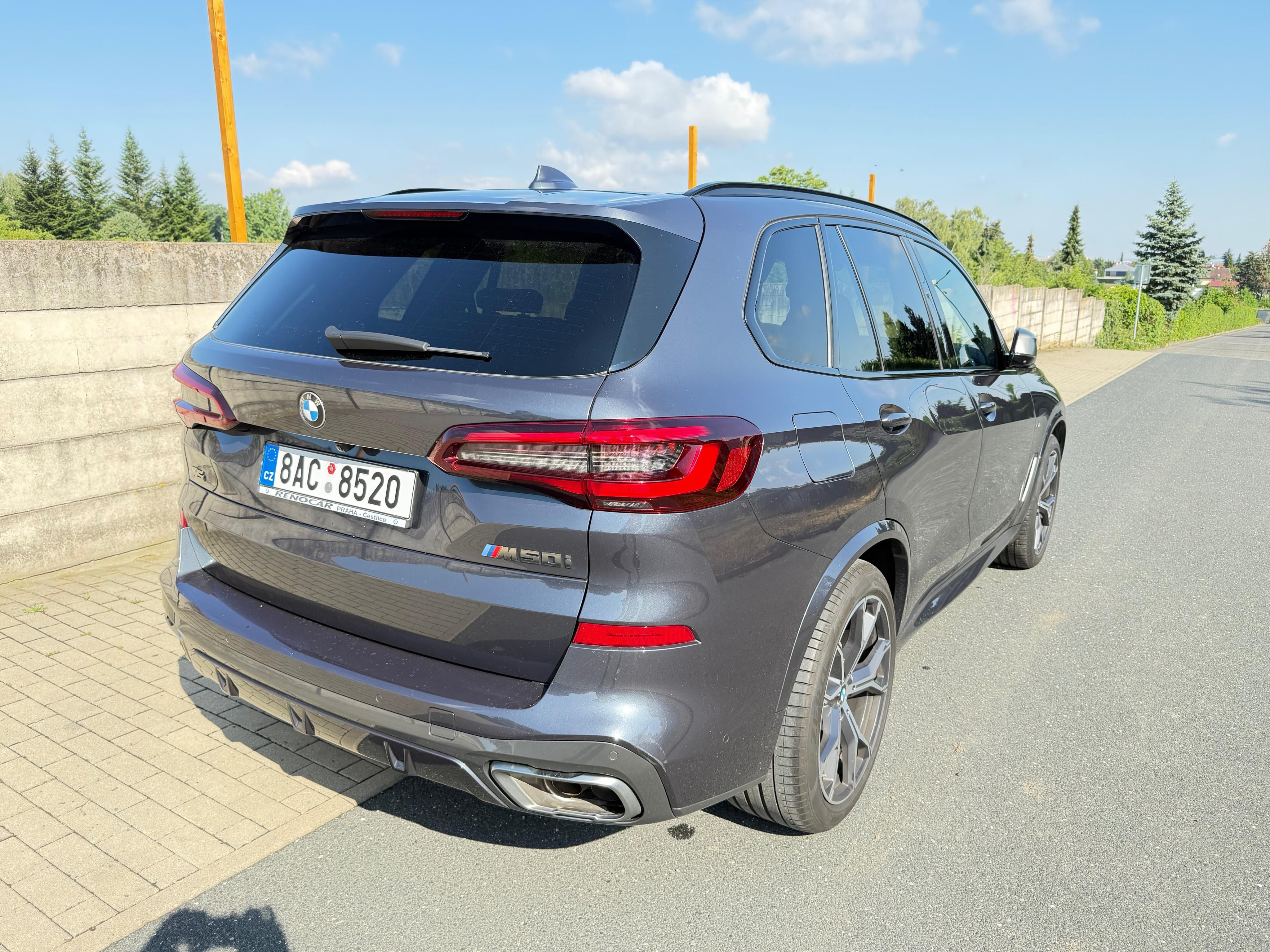 BMW X5, M50 i XDrive Sportpaket - fotka 4