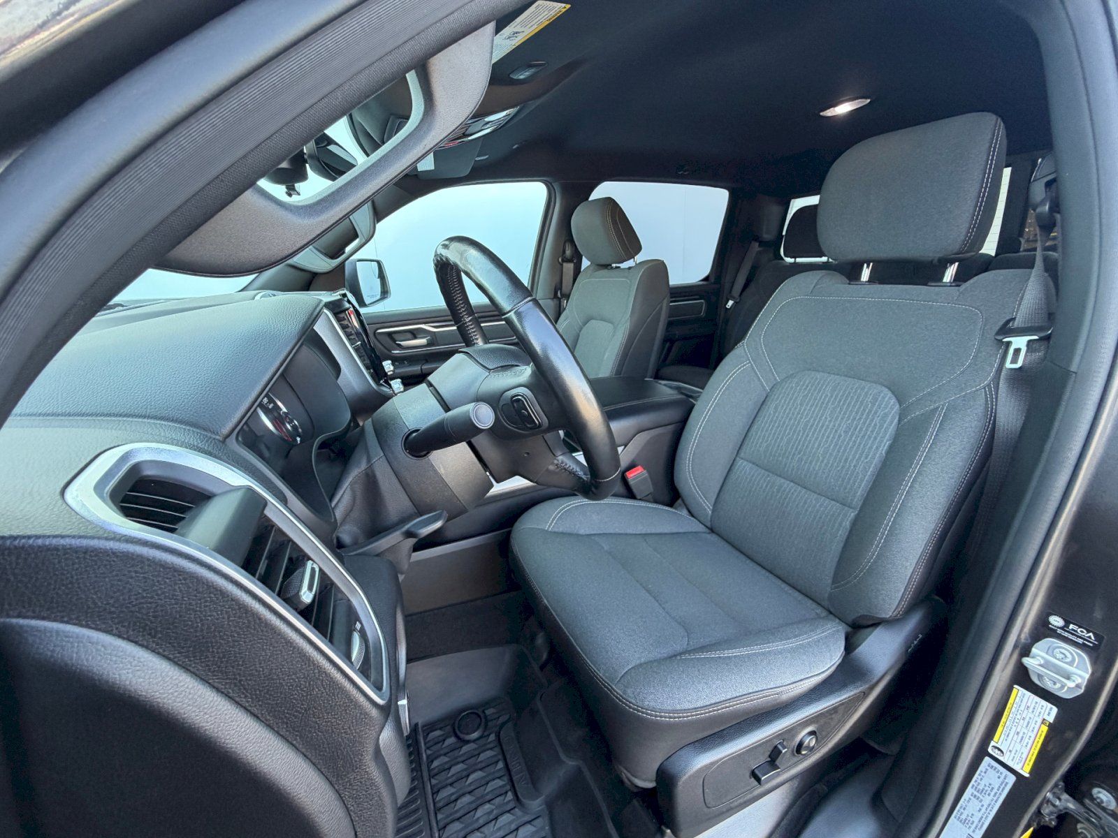 Dodge Ram, 1500 5.7 HEMI 295kW LPG BIGHOR - fotka 6