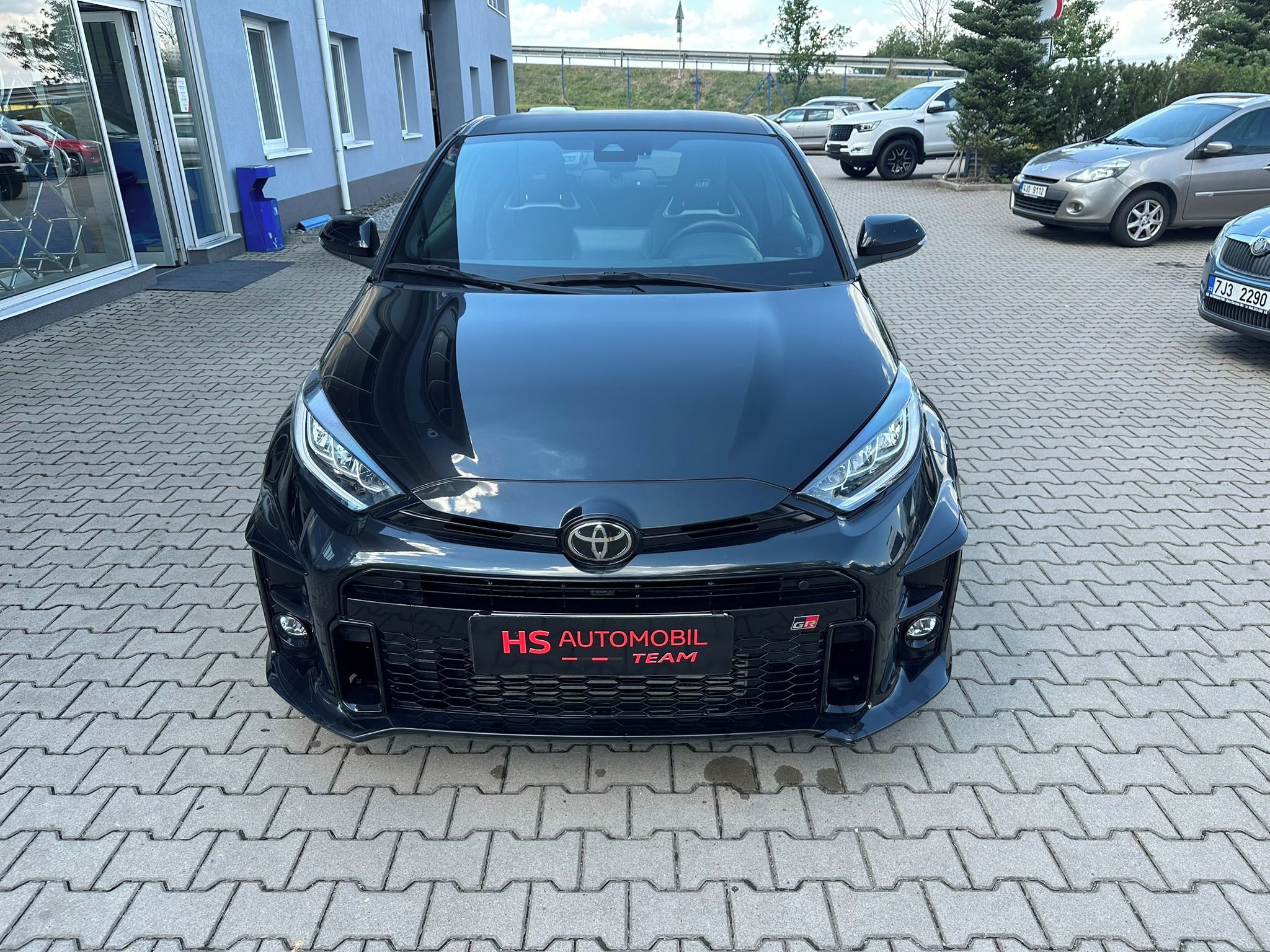 Toyota GR Yaris, 1,6i 192kW 4x4  ZÁRUKA!!! - fotka 3