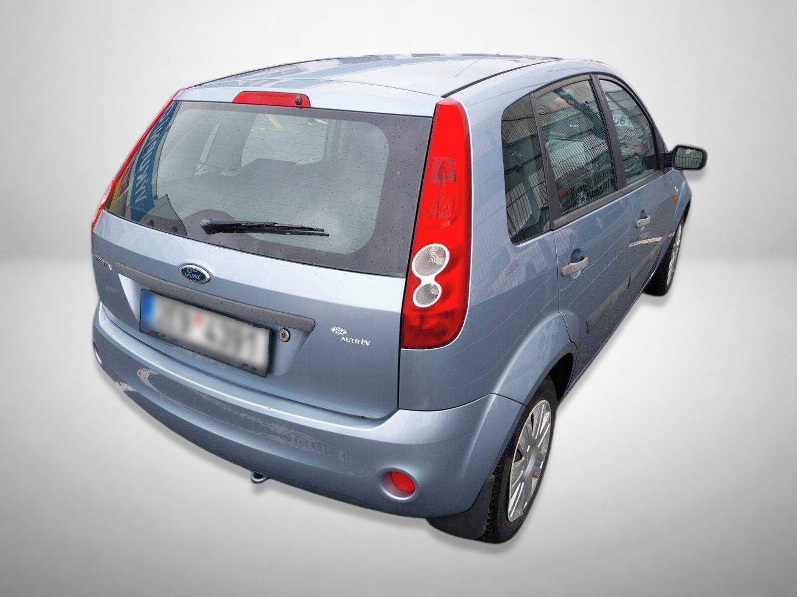 Ford Fiesta, 1.3 i, v dobrém stavu - fotka 2