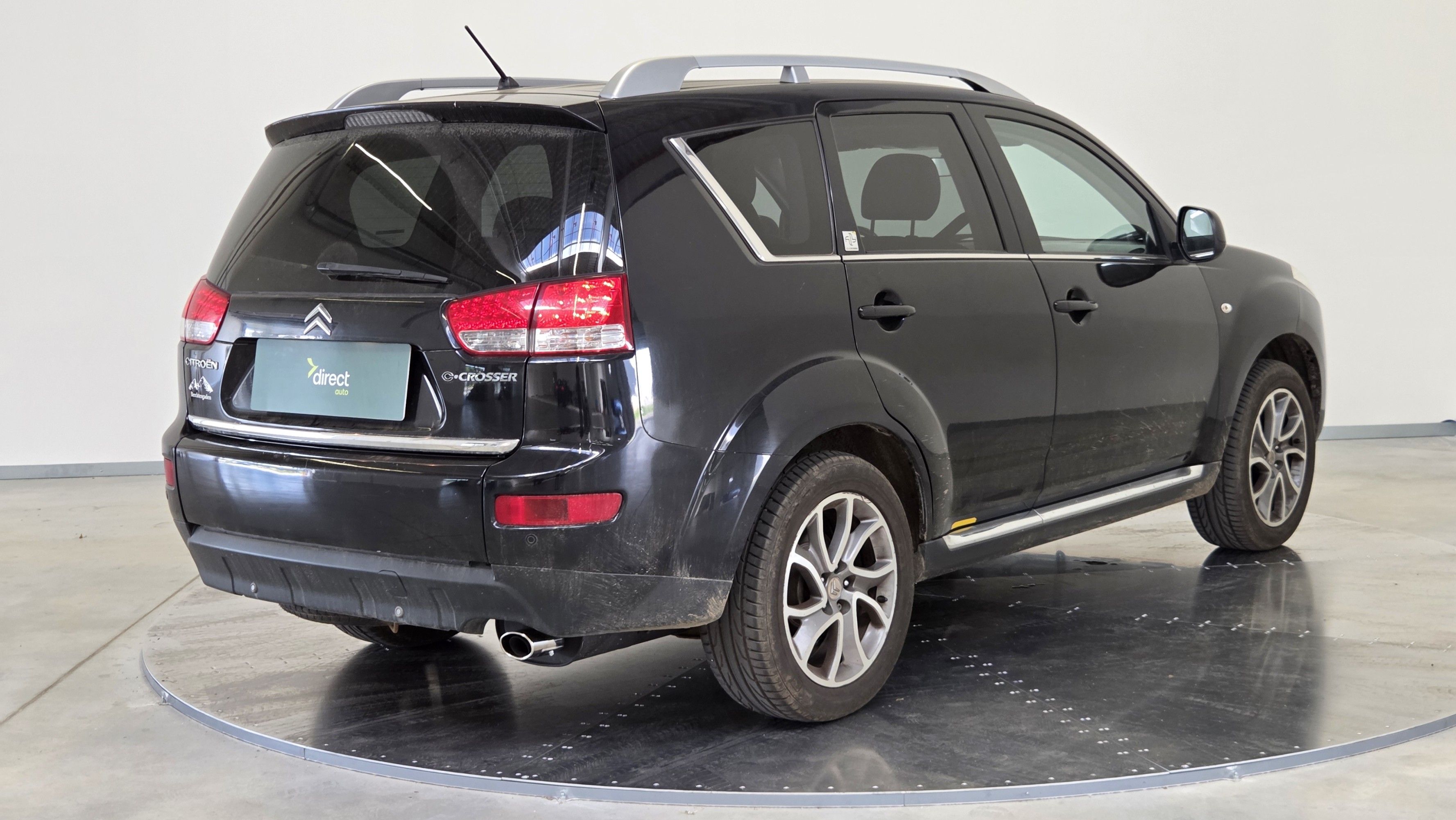 Citroën C-Crosser, 2.4 MIVEC 125 kW - fotka 4