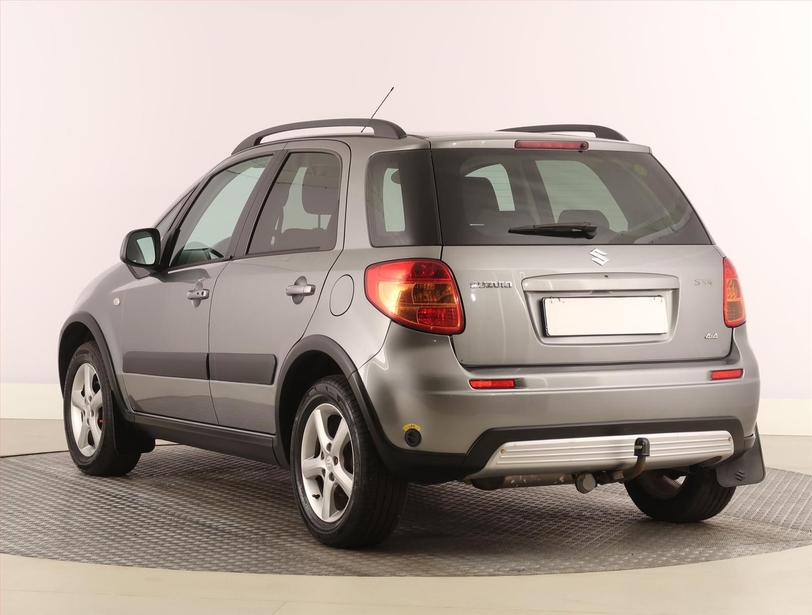 Suzuki SX4, 1.6 VVT, LPG, 4X4, Klima - fotka 4