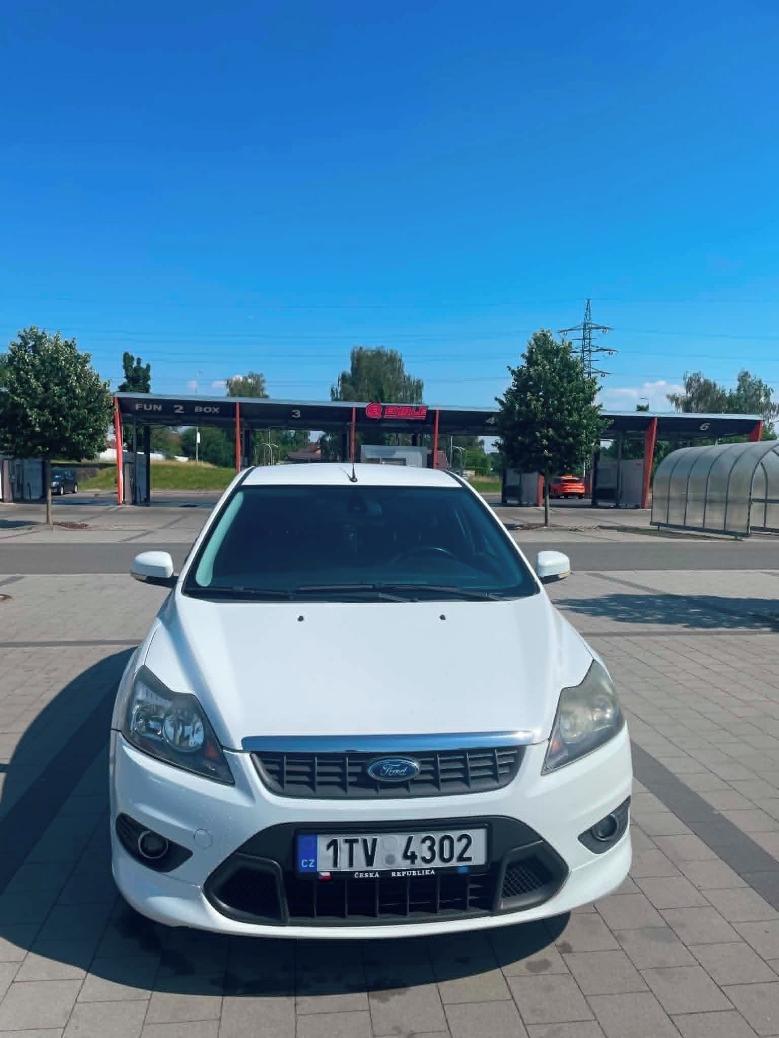 Ford Focus, Ford Focus 2,0 TDi, 100 kW - fotka 4