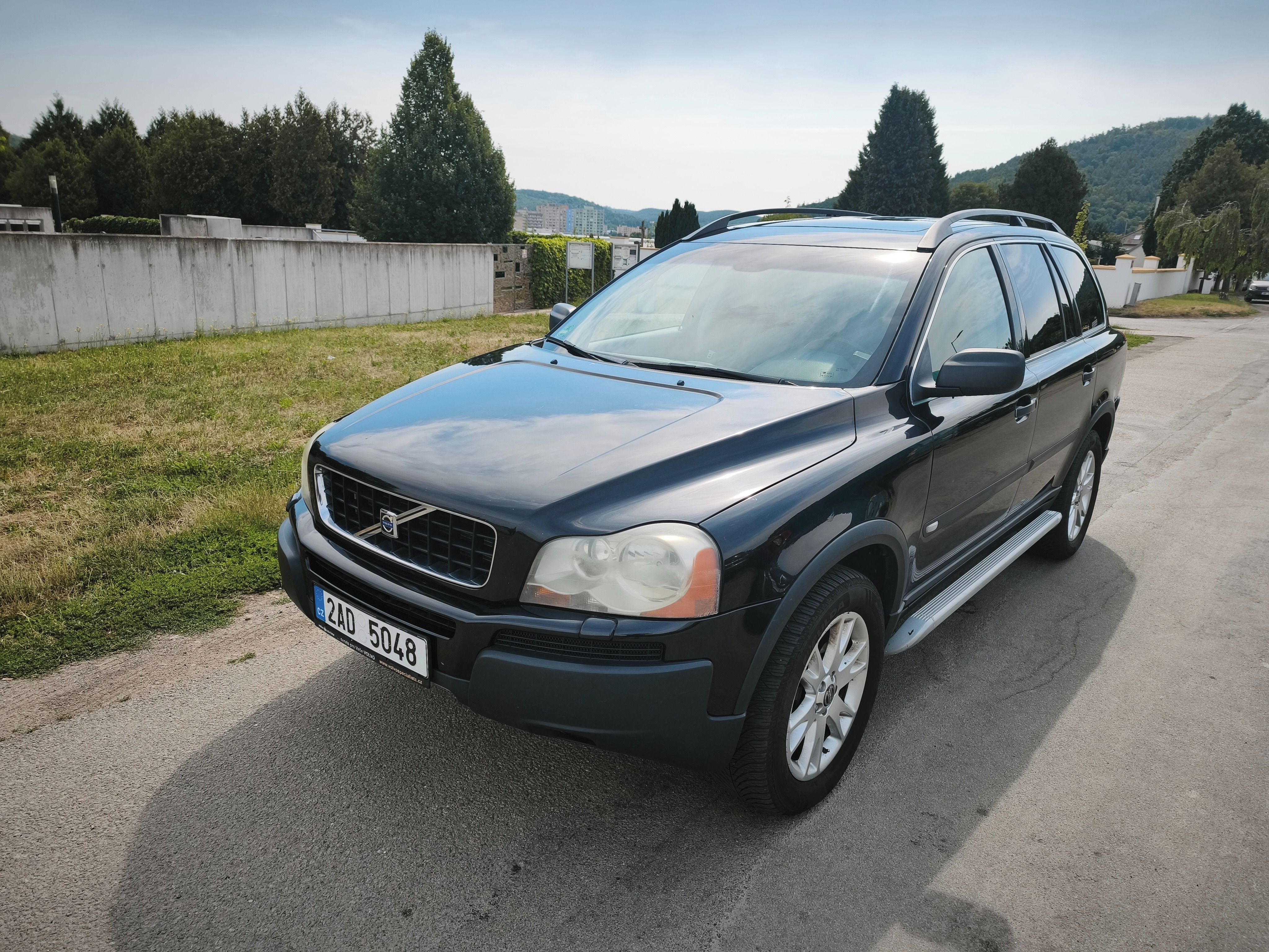 Volvo XC90, 136 kW - 7. míst - tažné