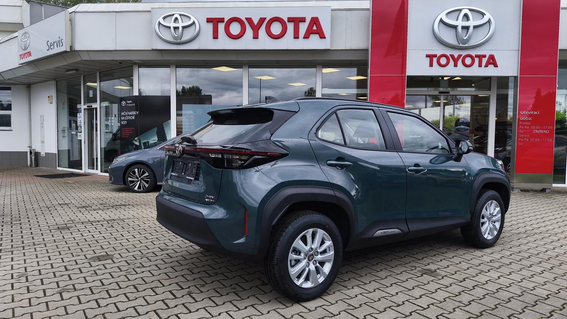 Toyota Yaris Cross, 1.5L HEV 4X4 COMFORT - fotka 4