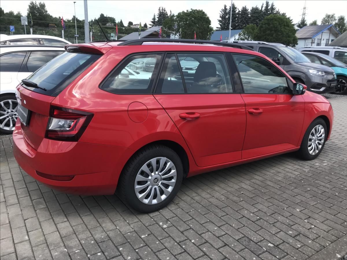 Škoda Fabia, 1,0 - fotka 4