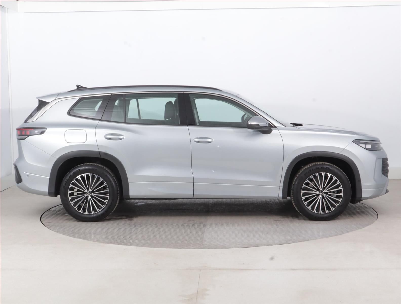 Volkswagen Tayron, 1.5 eTSI, Life - fotka 6