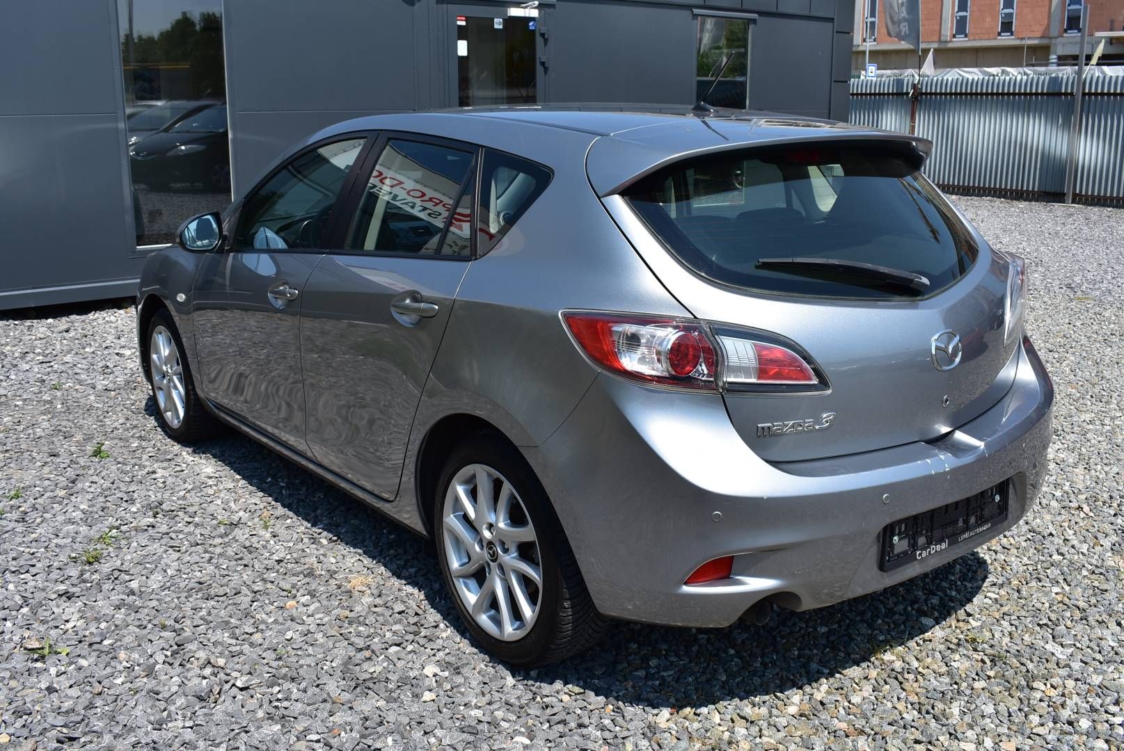 Mazda 3, 1,6 16V SPORT,1.M,KRÁSNÁ! - fotka 6