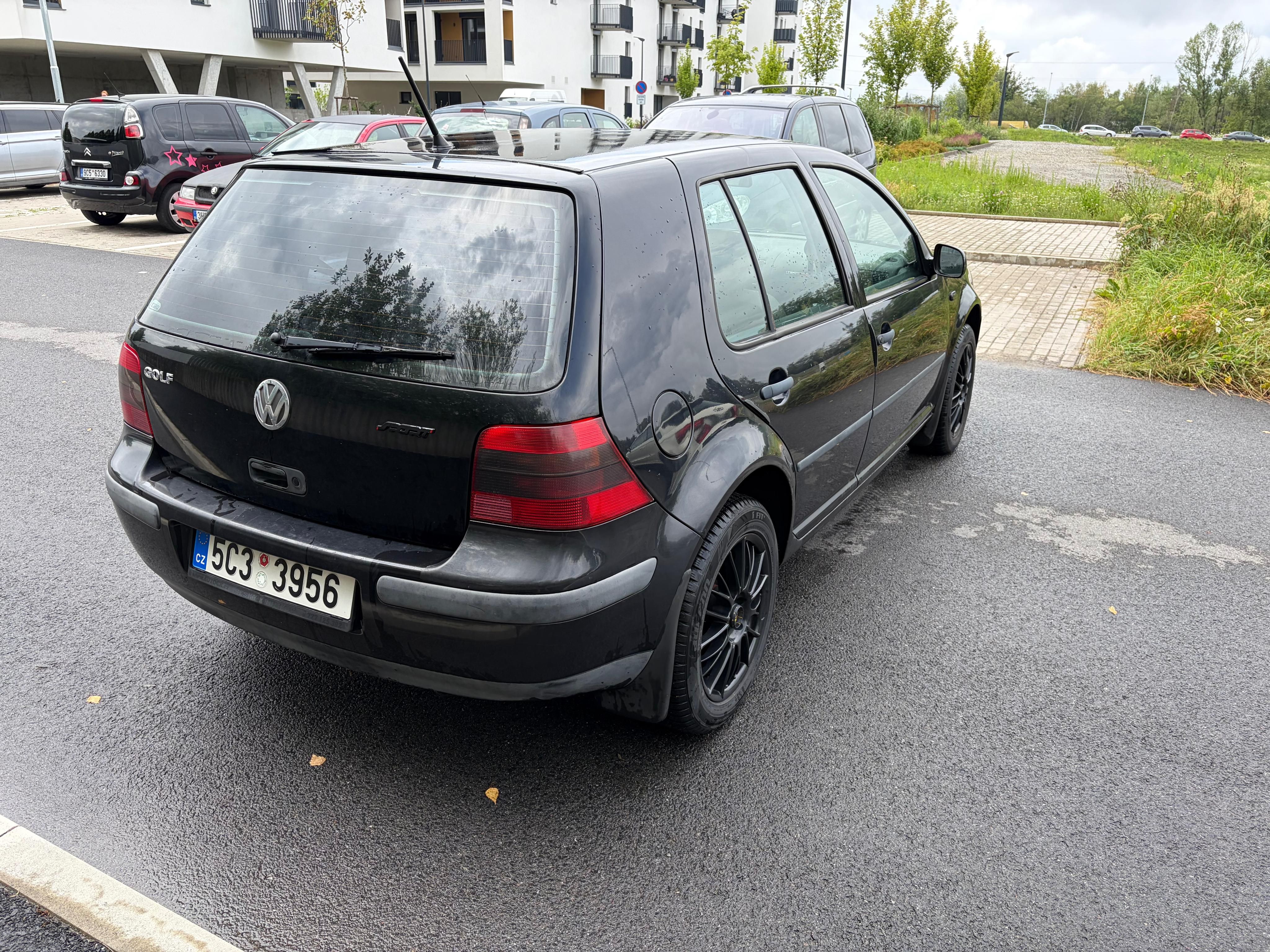 Volkswagen Golf, 1.6 - zachovalé, cuká - fotka 4