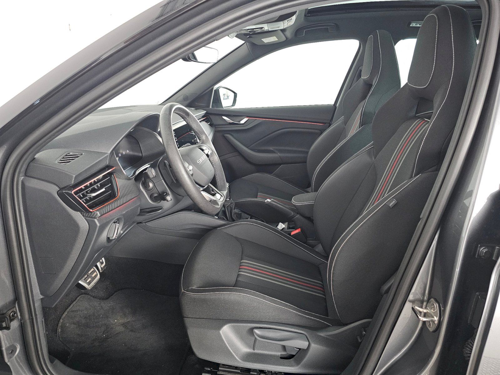 Škoda Kamiq, 1.0TSI 85kW DSG Monte Carlo TA - fotka 6