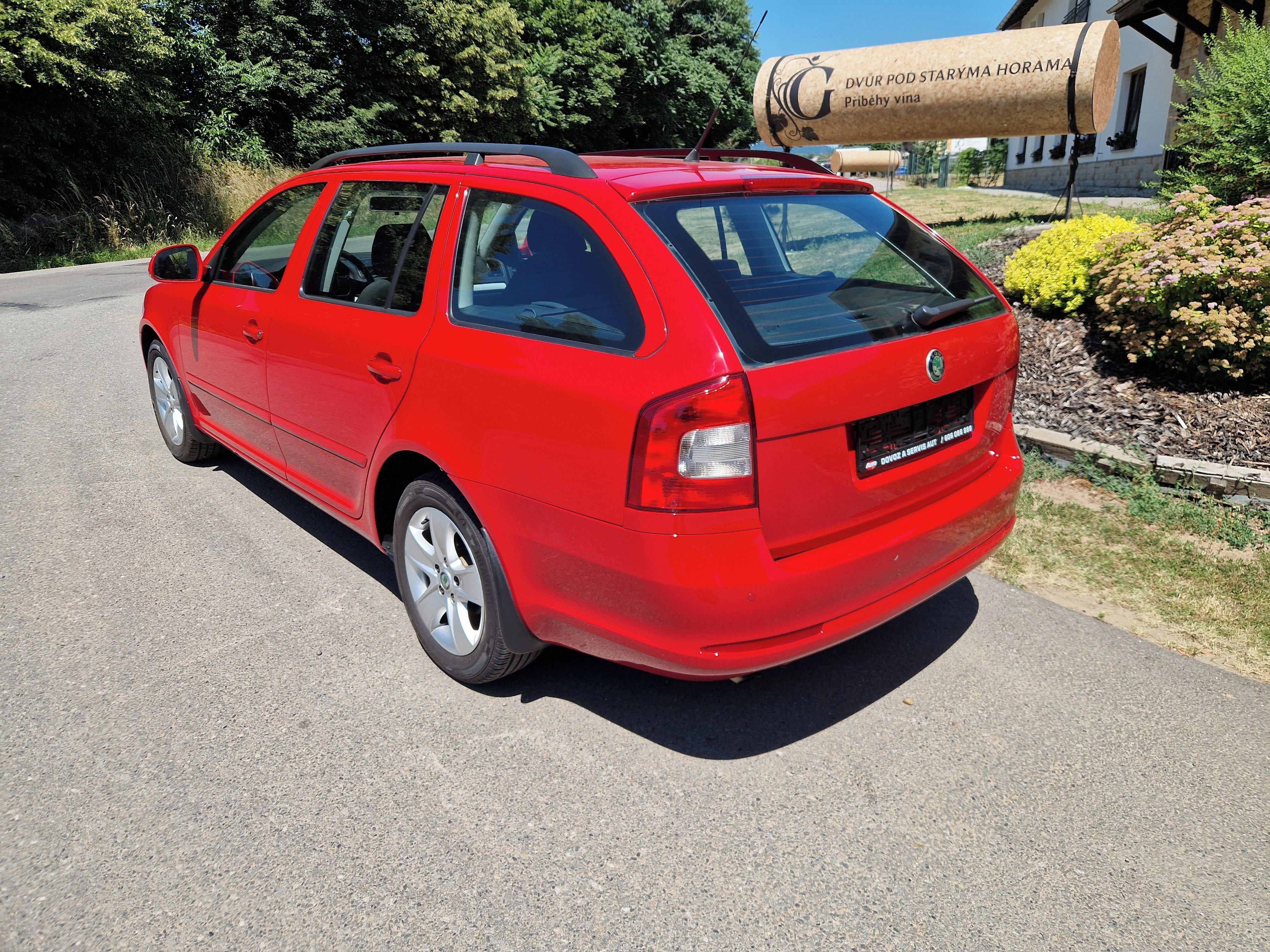 Škoda Octavia, 1,6 MPI 75 KW, tažné, vyhř.sed - fotka 5