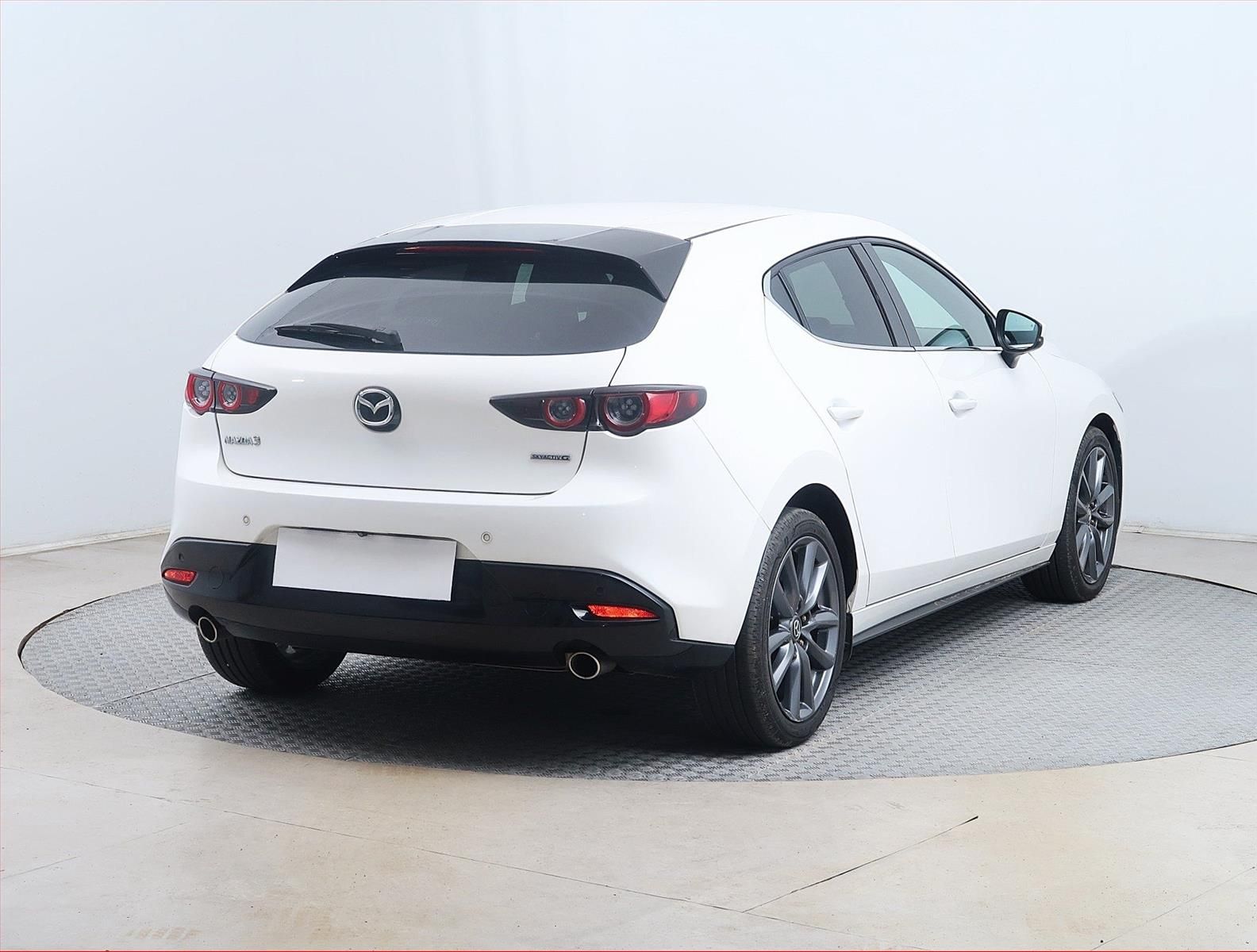 Mazda 3, 2.0 Skyactiv-G, Serv.kniha - fotka 5