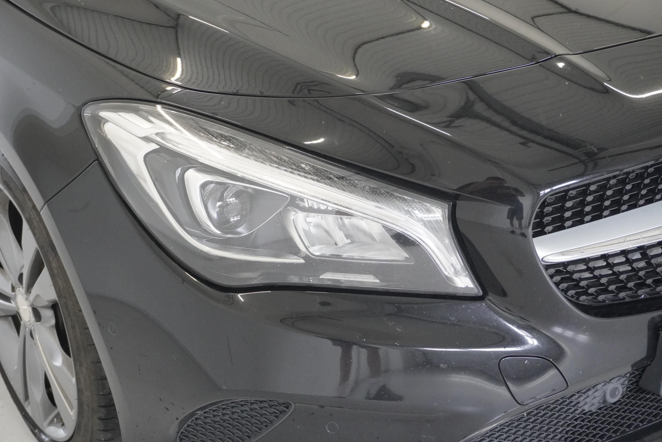 Mercedes-Benz CLA, 200 1.6i AUTOMAT, FACELIFT - fotka 3