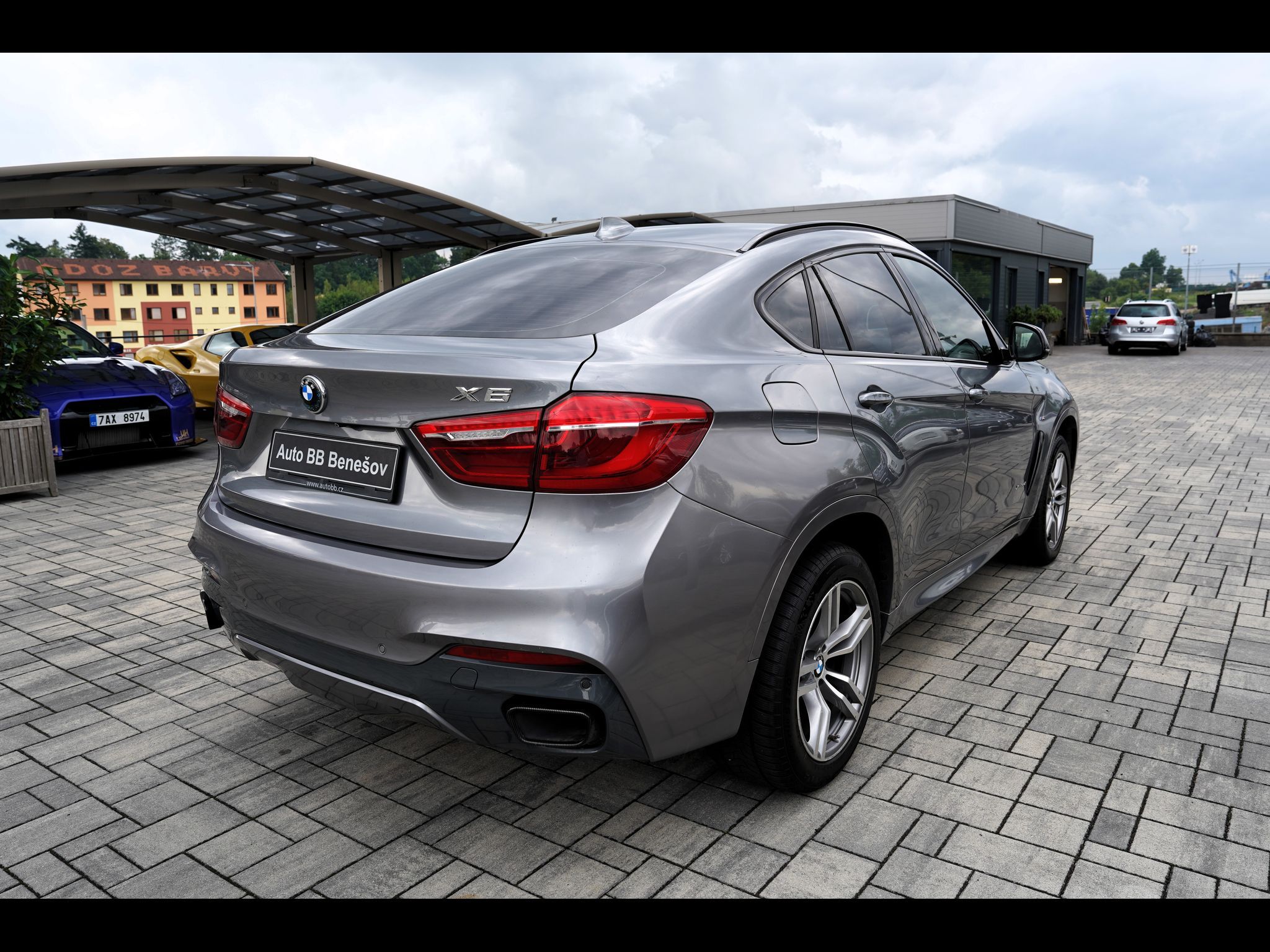 BMW X6, 3.0d xDrive, M paket/260PS/ČR - fotka 6