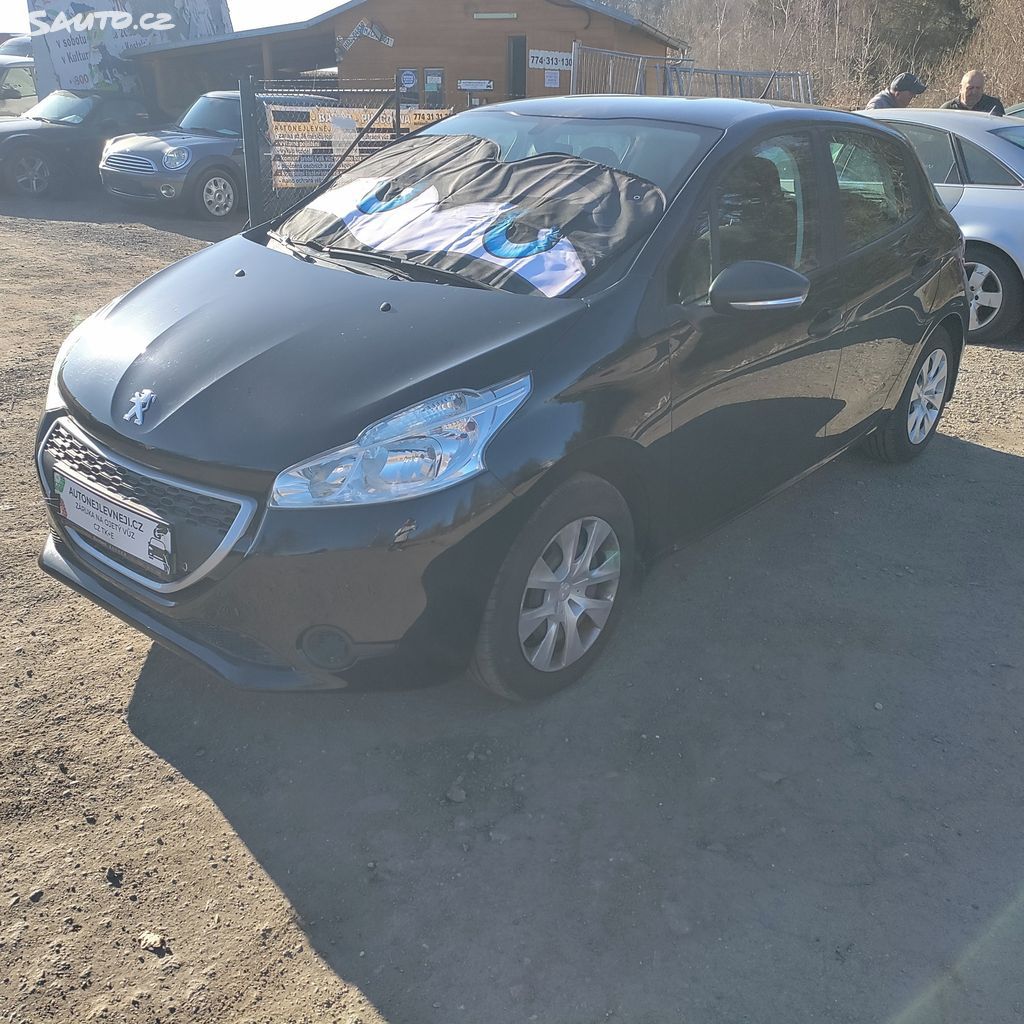 Peugeot 208, KRÁSNÝ,60TKM,1MAJ54L,SERVISKA