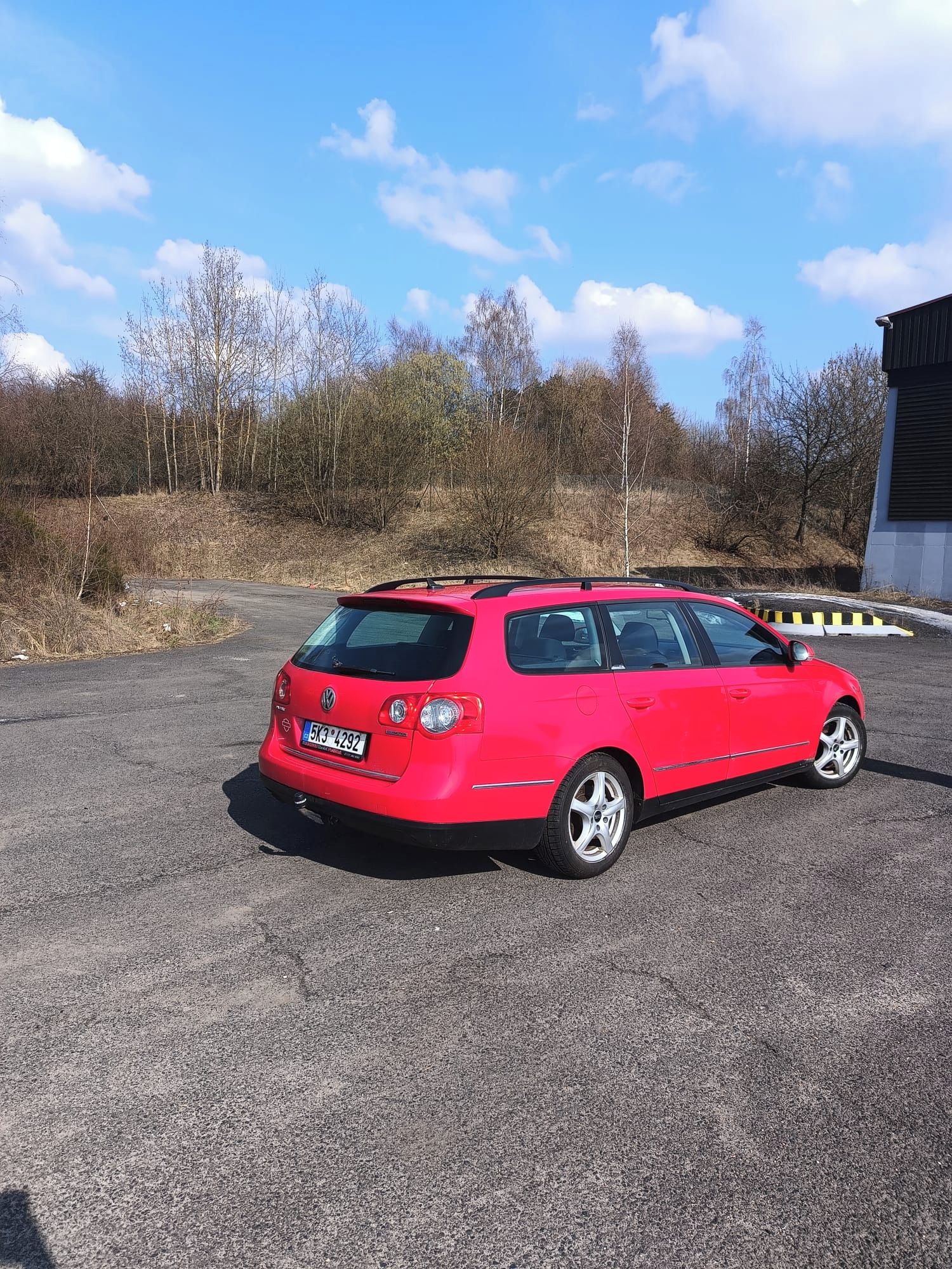 Volkswagen Passat Variant, 1,9 77 kw,Bluemotion,BLC,závěs - fotka 4
