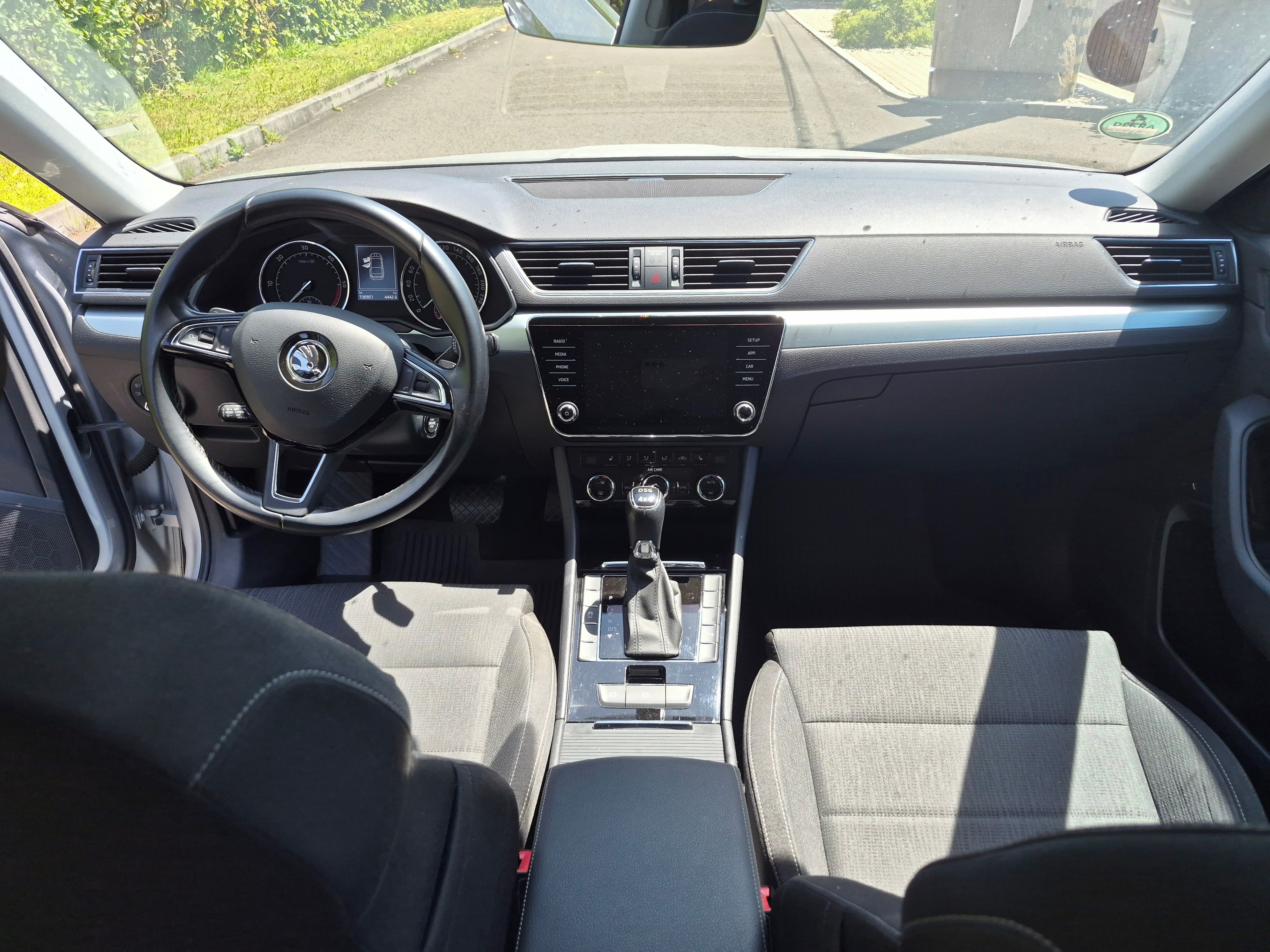 Škoda Superb, 2.0TDI 140 Amb. 4x4 AP - fotka 5