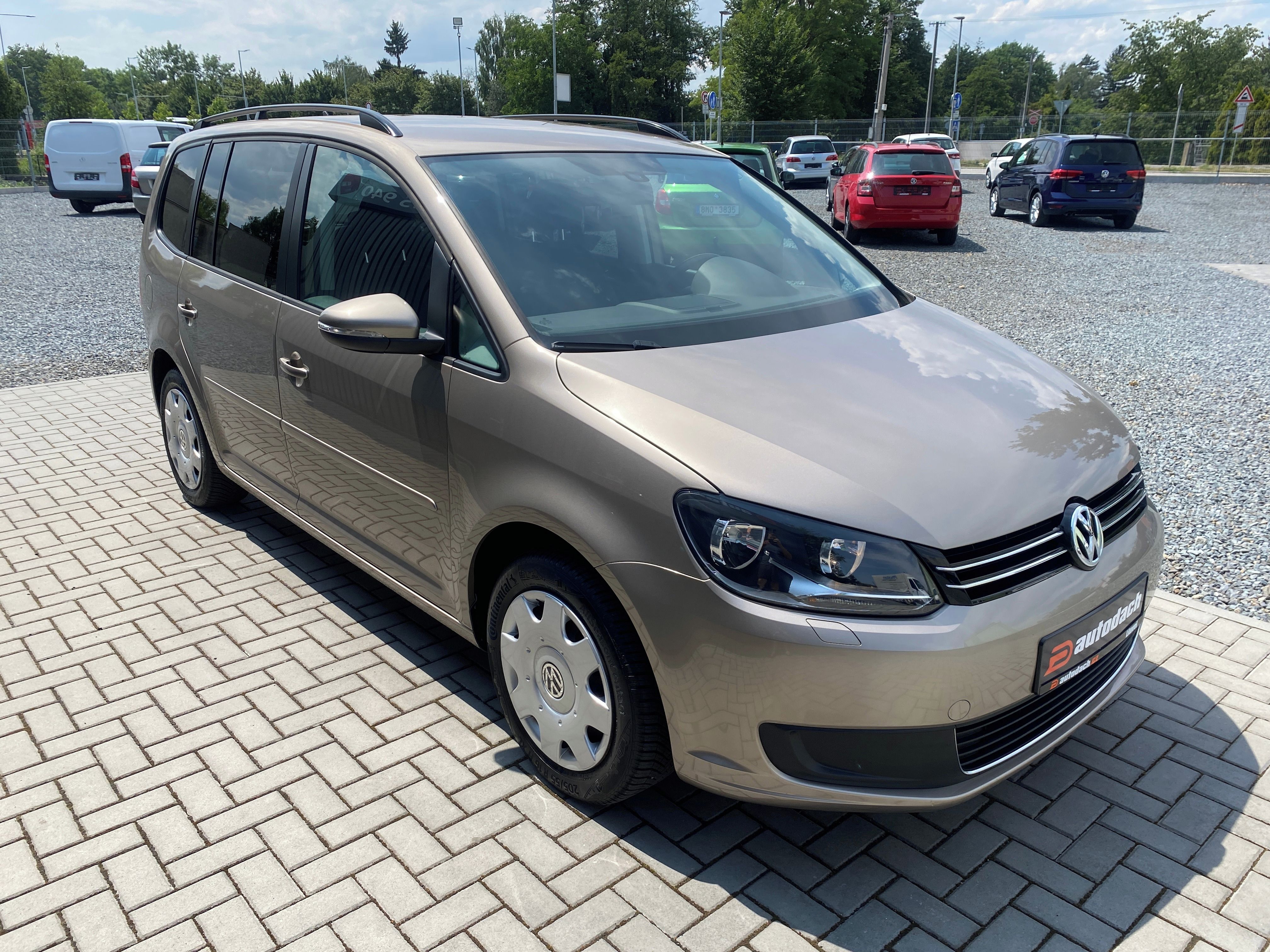 Volkswagen Touran, 1.2 TSI 77kW-CLIMATRONIC-NAVI - fotka 6