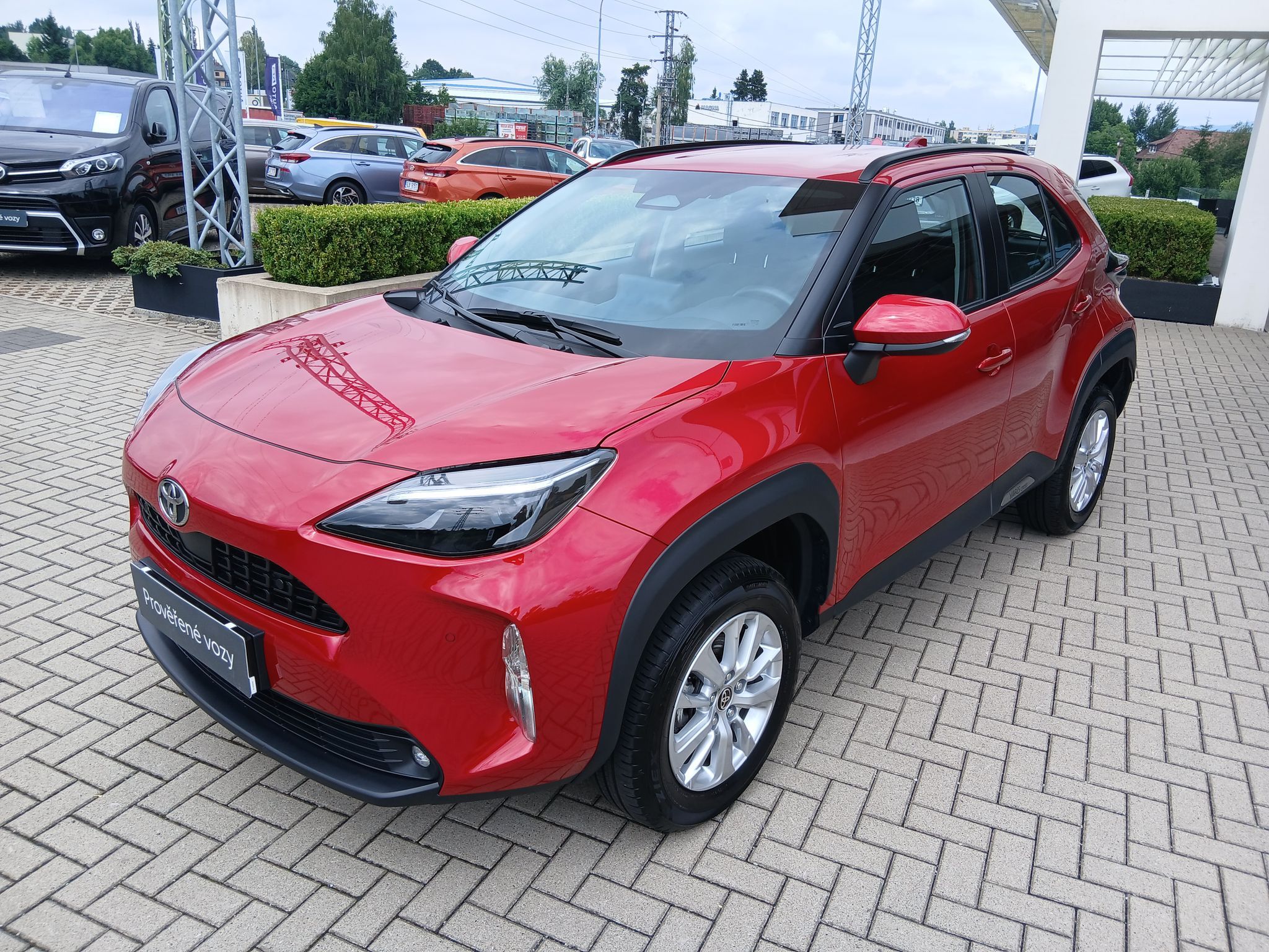 Toyota Yaris Cross, 1.5 Hybrid e-CVT Comfort - fotka 2