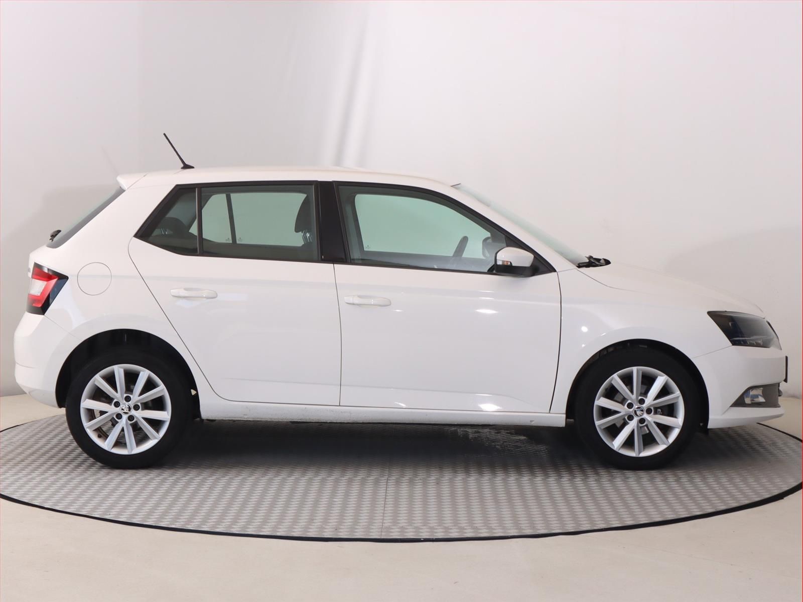 Škoda Fabia, 1.4 TDI, Style, Serv.kniha - fotka 6