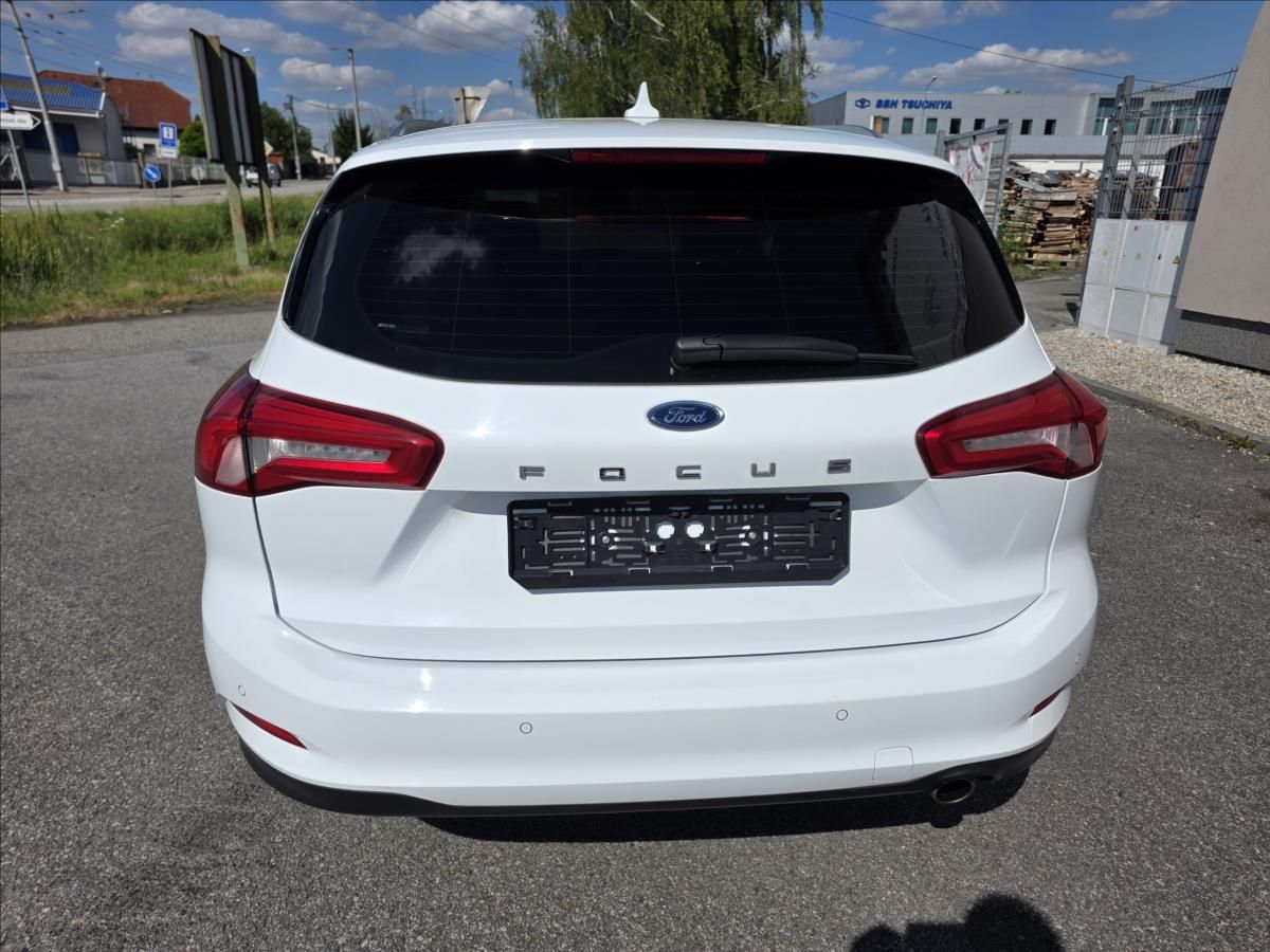Ford Focus, 1,5 1.5 TDCi Cool&Connect 120P - fotka 5
