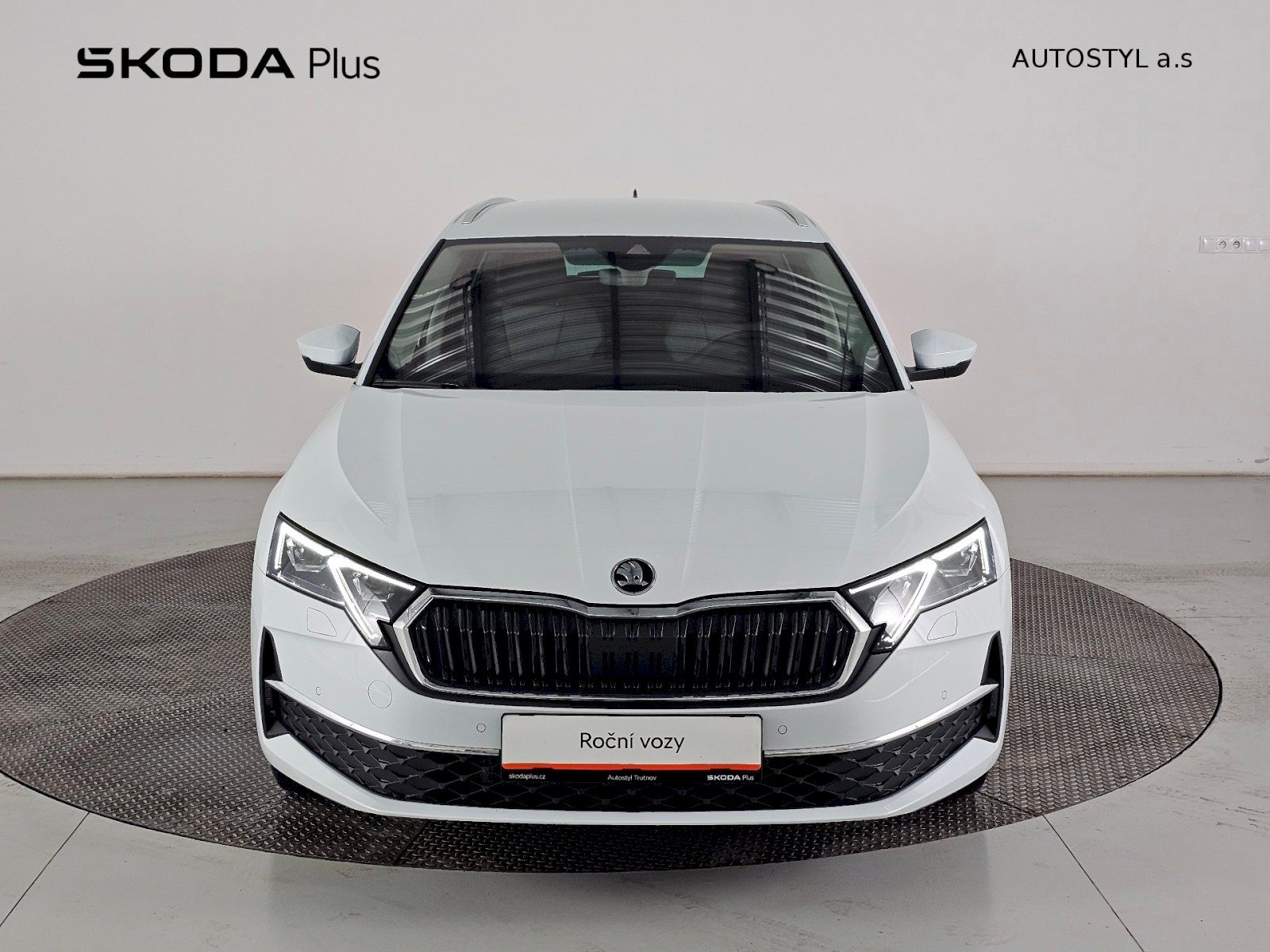 Škoda Octavia, 1.5TSI 110kW TOP SELECTION TAŽ - fotka 4
