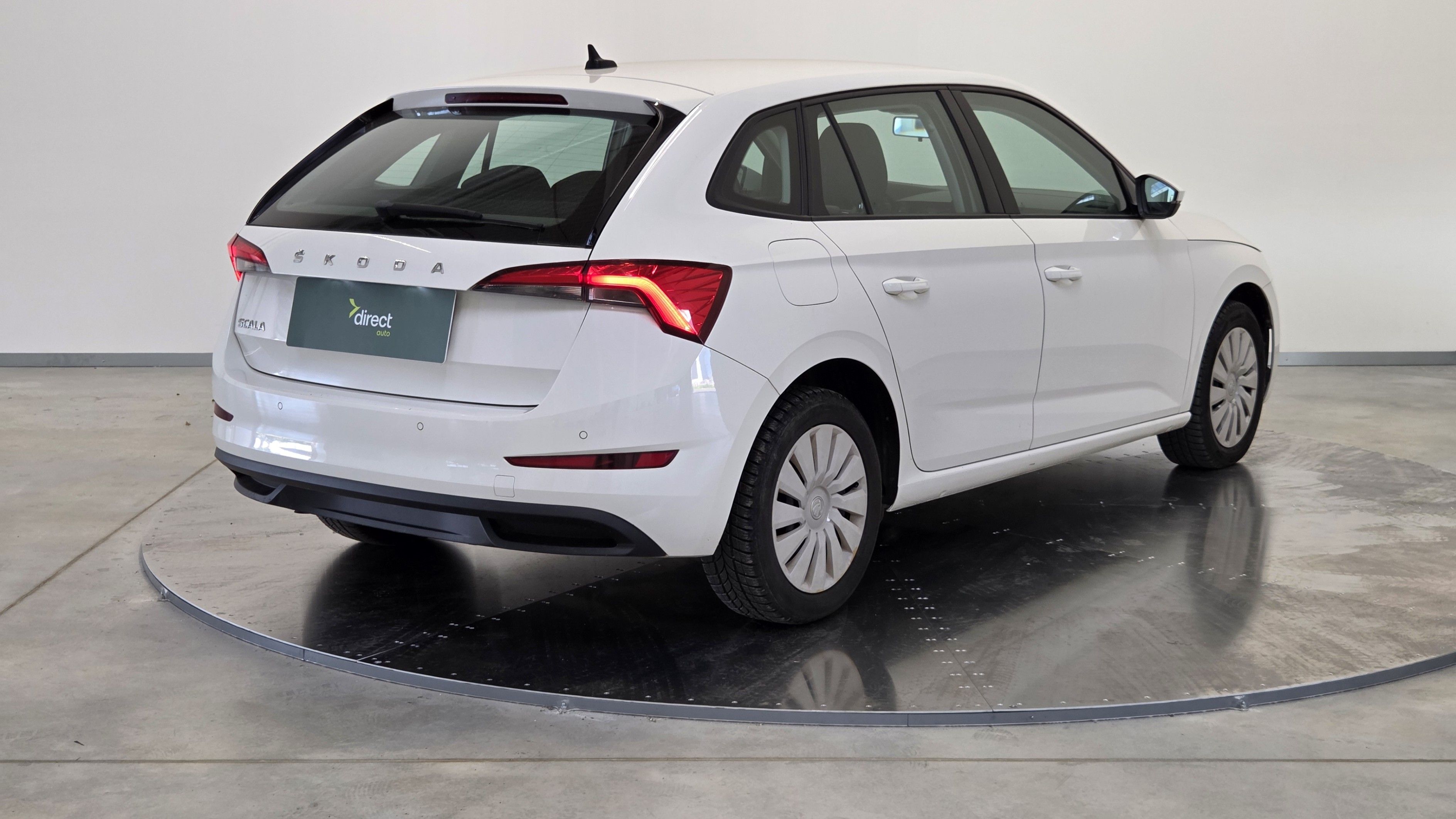 Škoda Scala, 1.6 TDI 85 kW Ambition - fotka 4