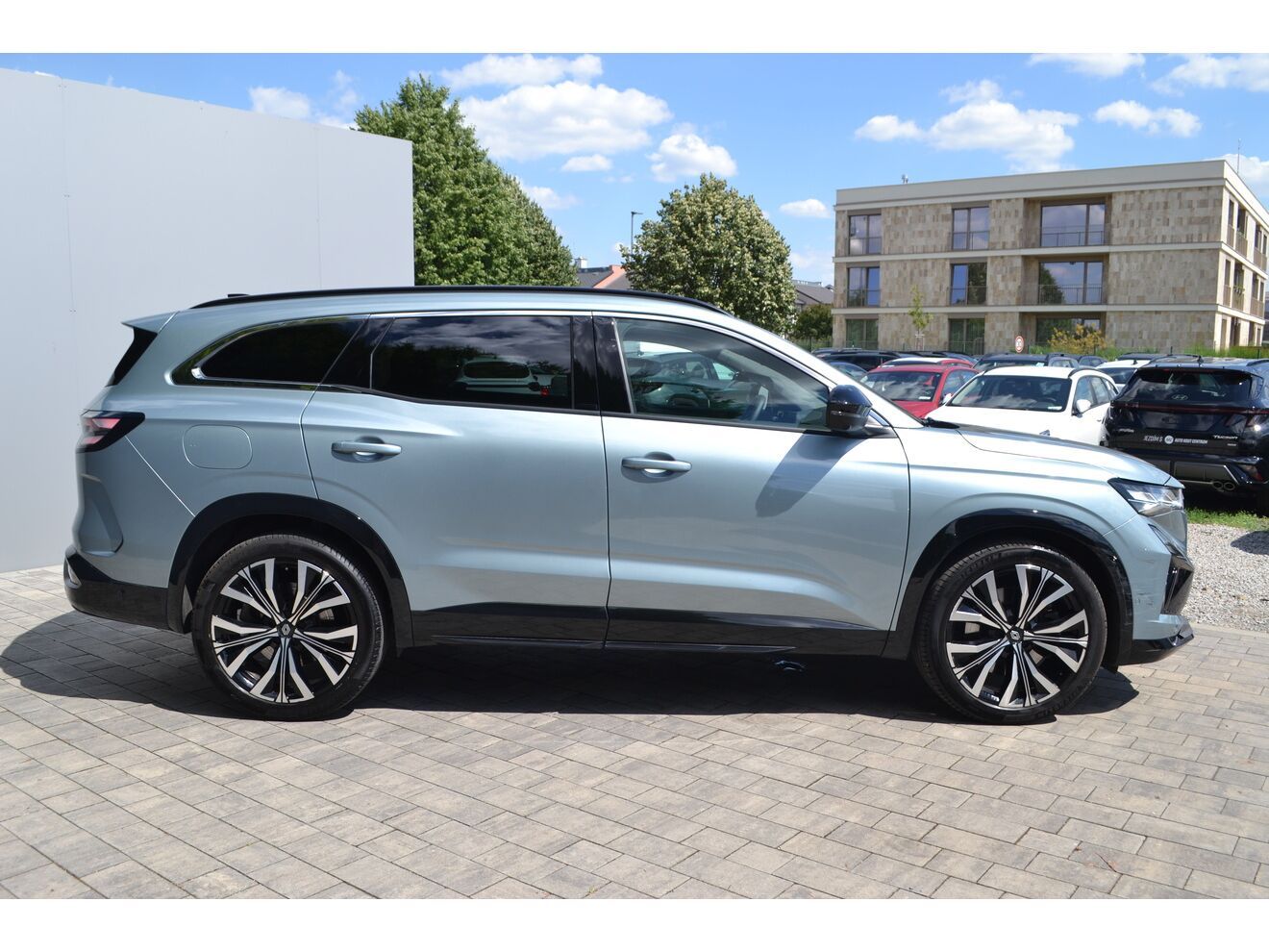 Renault Espace, ICONIC E-TECH FULL HYBRID 200k - fotka 6