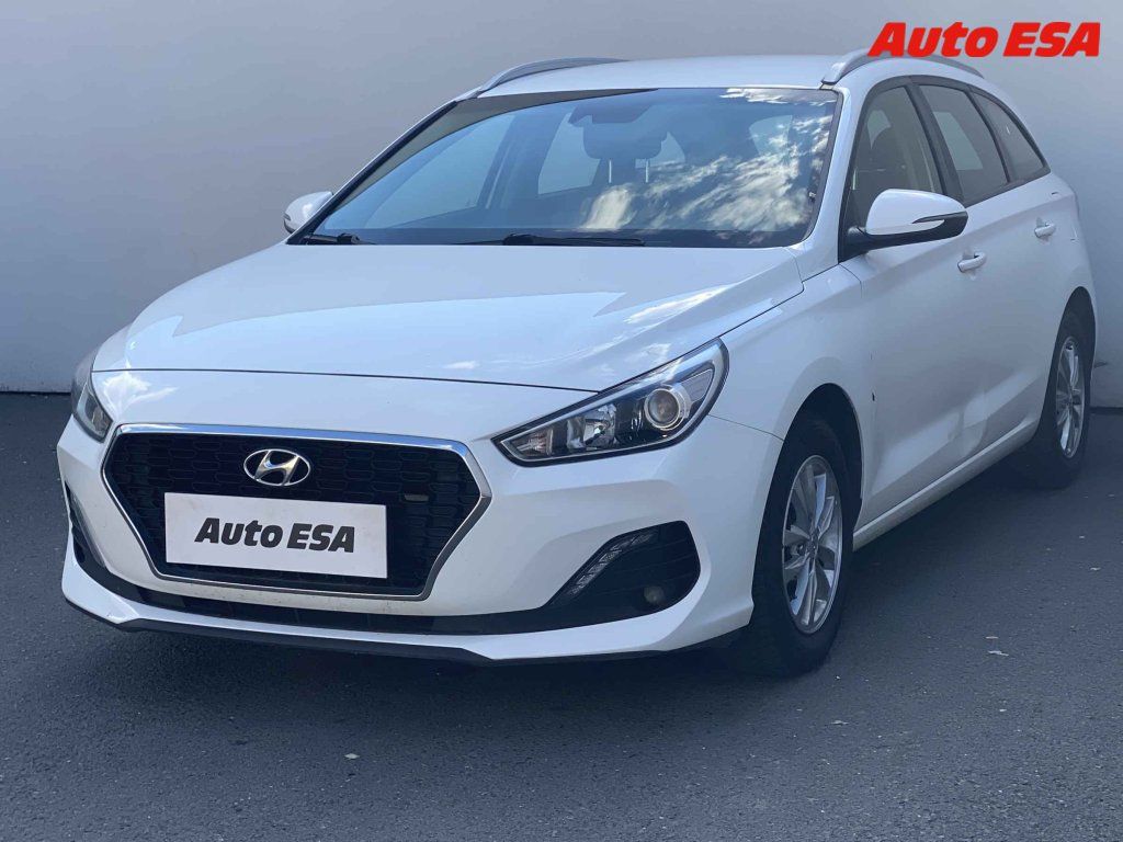 Hyundai i30, 1.4 T-GDi,1.maj,ČR - fotka 3