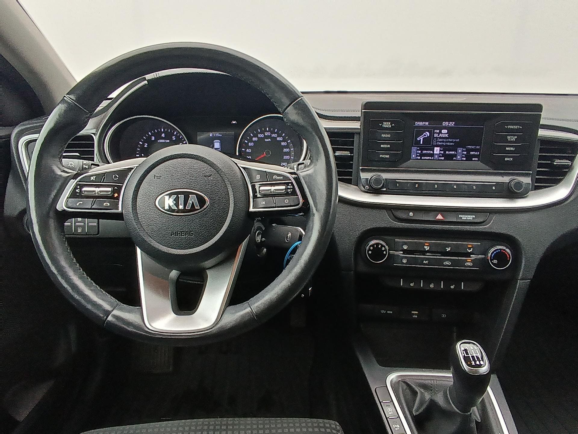 Kia Cee´d, Ceed 1,5 T-GDi/118kw 6°MP - fotka 5