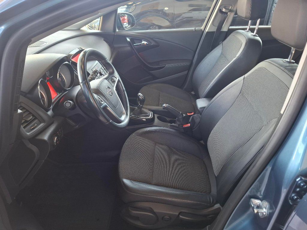 Opel Astra, 1.6 CDTI 81KW 2015 - fotka 6
