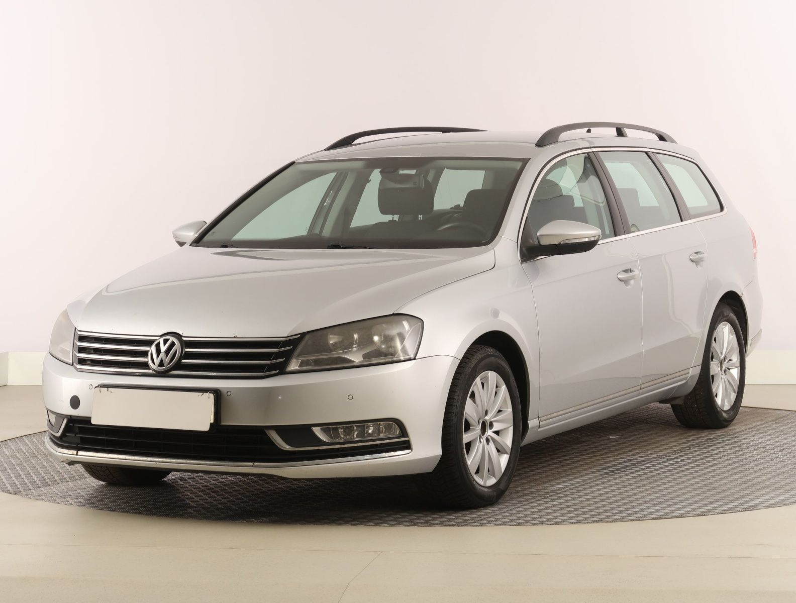 Volkswagen Passat, 2.0 TDI, Comfortline, Navi - fotka 3