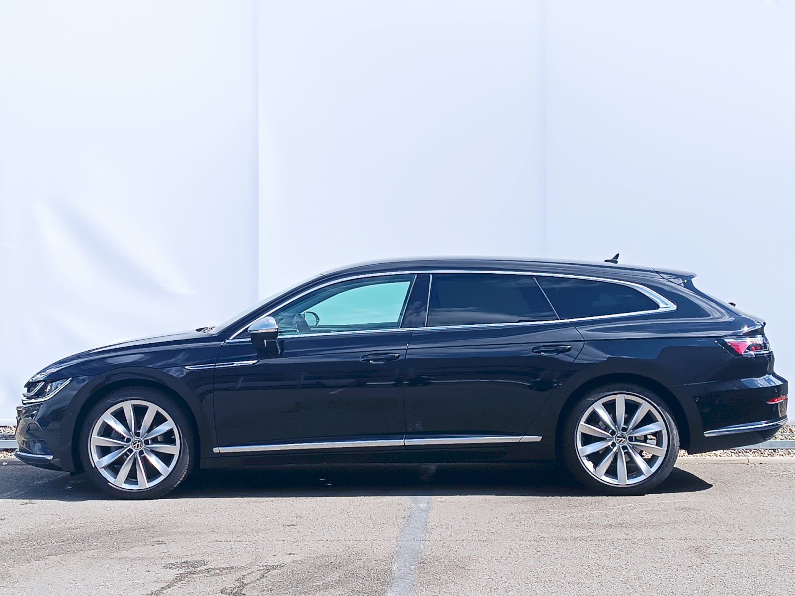 Volkswagen Arteon Shooting Brake, Elegance 2,0TDi/110kw 7°DSG - fotka 3