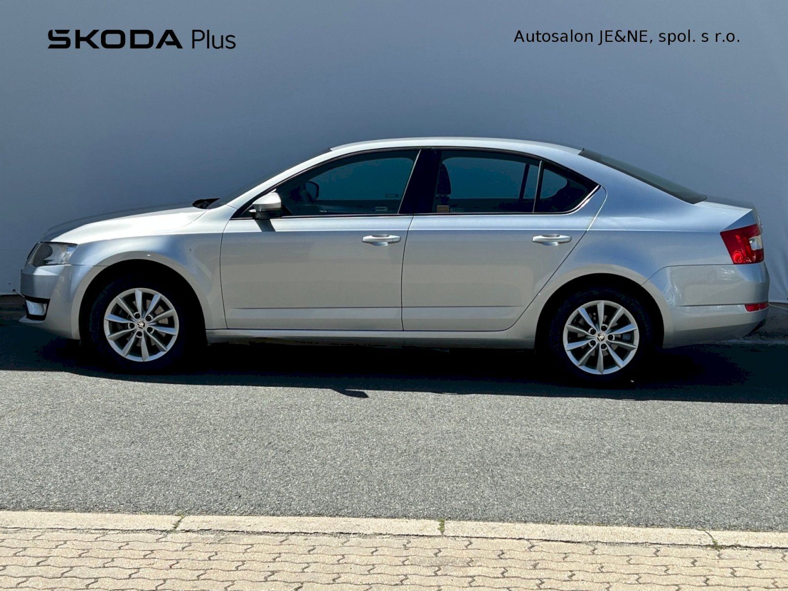 Škoda Octavia, Ambition Plus 1.6 TDI 77 kW - fotka 3