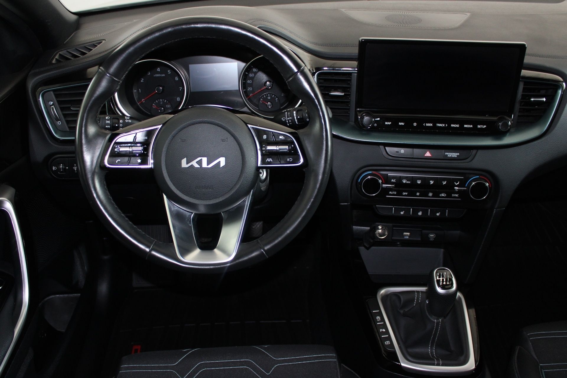 Kia Cee´d, 1.5 T- GDI  EDICE 30 103kW man - fotka 5
