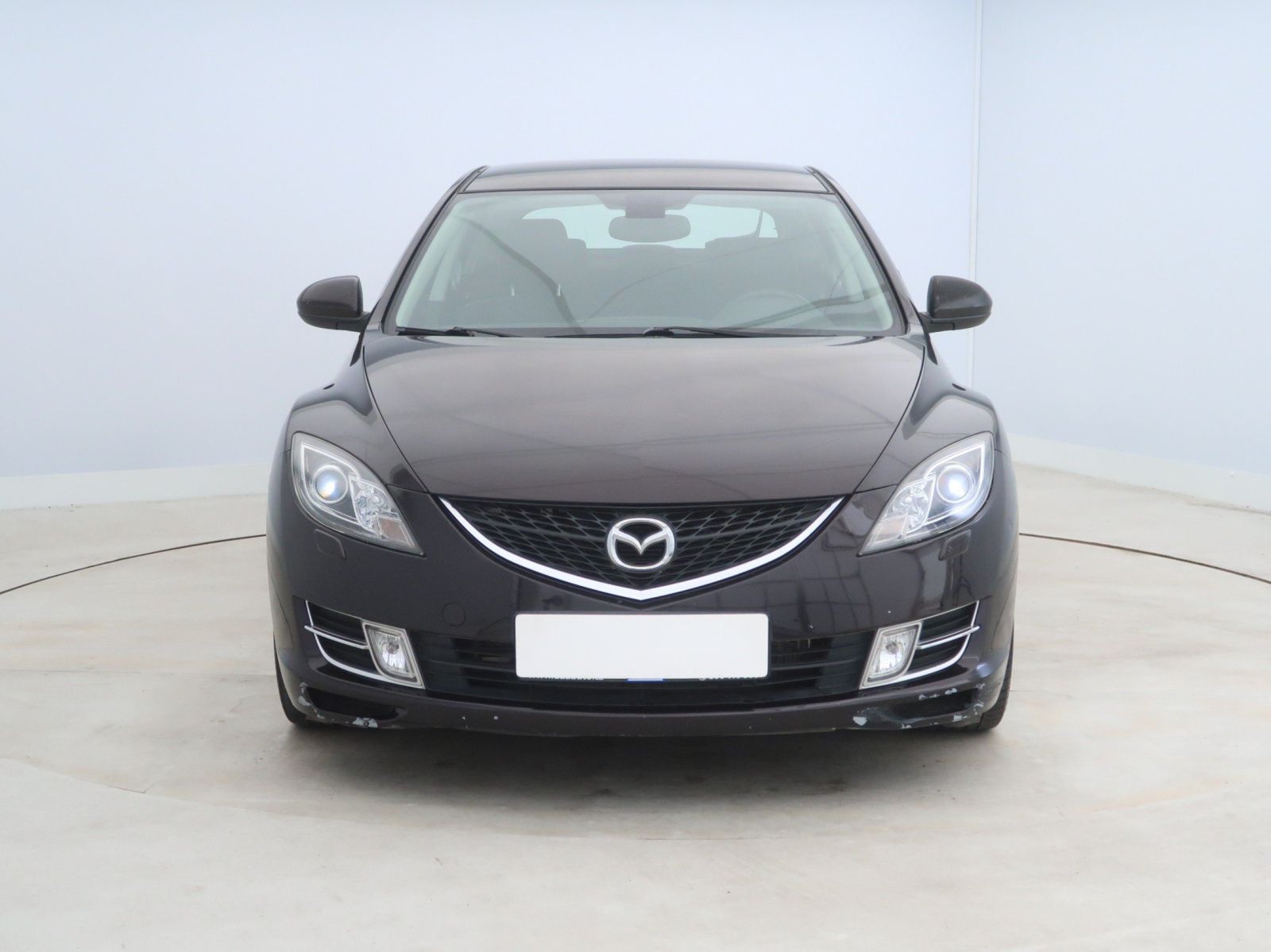 Mazda 6, 2.0, po STK, Automatická klima - fotka 2