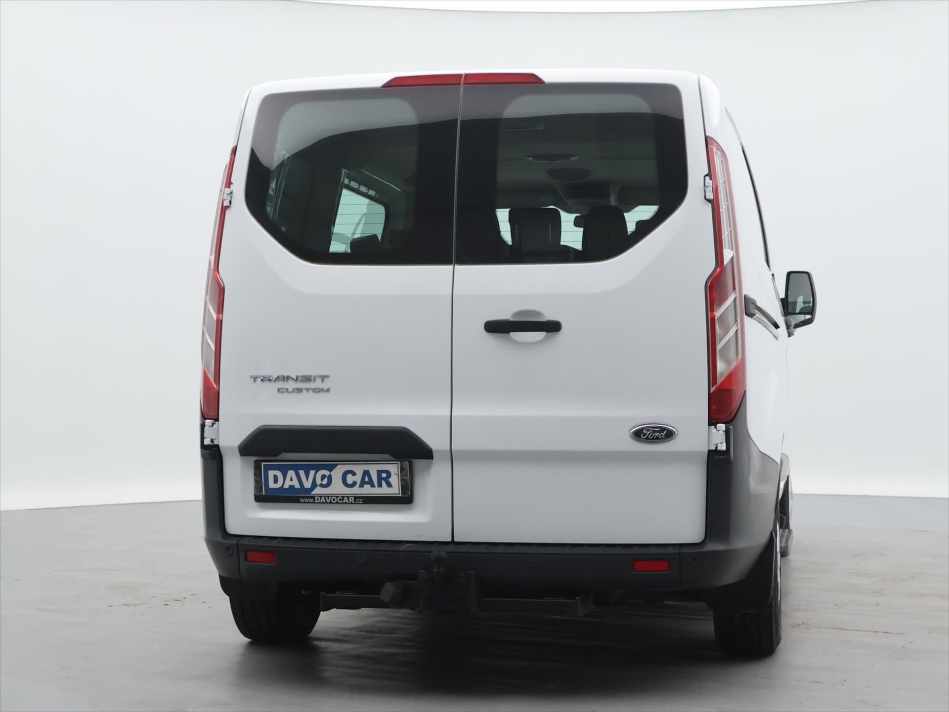 Ford Transit Custom, 2,0 TDCi 96kW 6-Míst CZ DPH - fotka 6