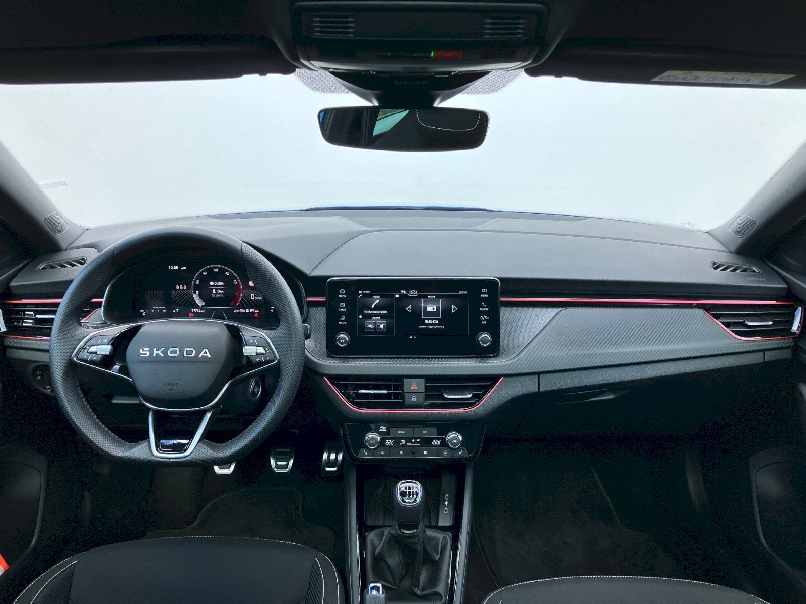 Škoda Scala, 1.0 TSI / 85 kW Monte Carlo - fotka 5