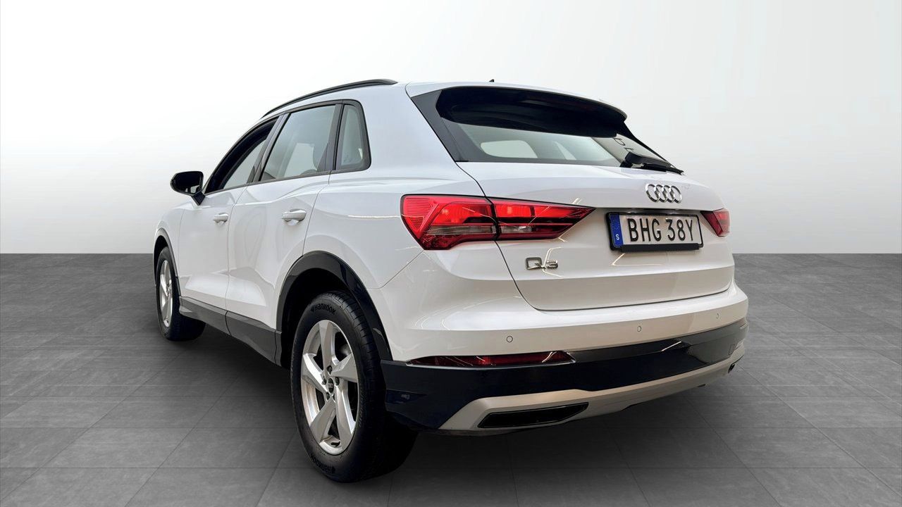 Audi Q3, 35TFSI S Tronic LED Cockpit - fotka 4