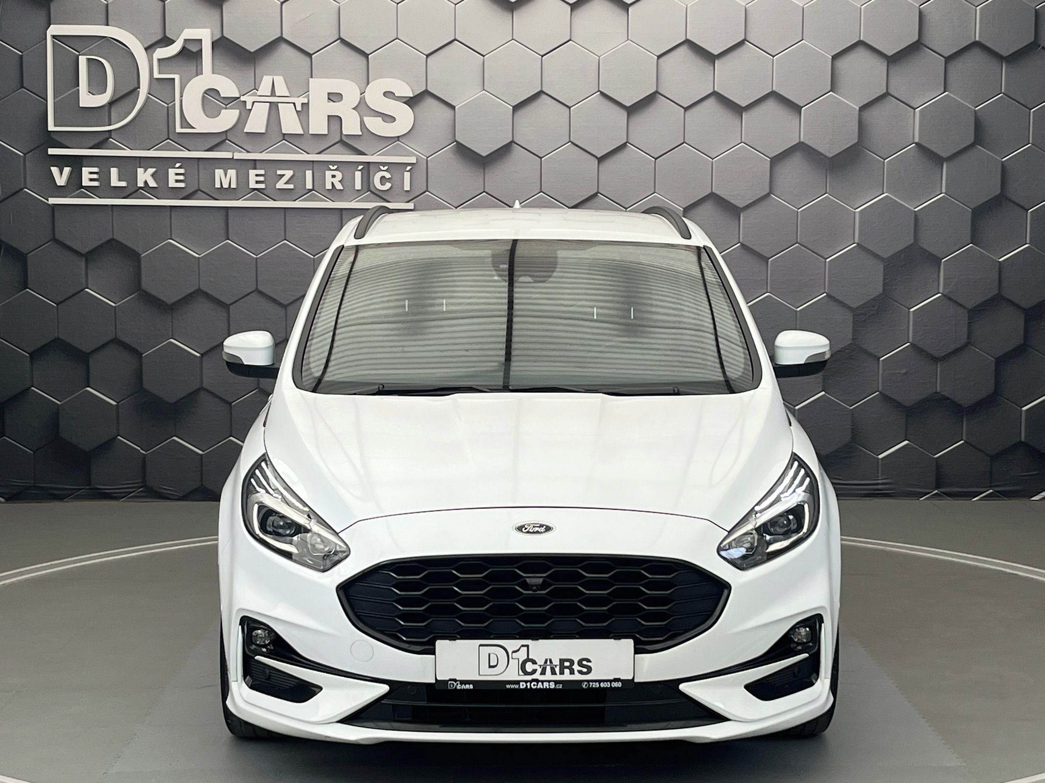 Ford S-MAX, 2.5 HEV ST-LINE ZAMLUVENO - fotka 6