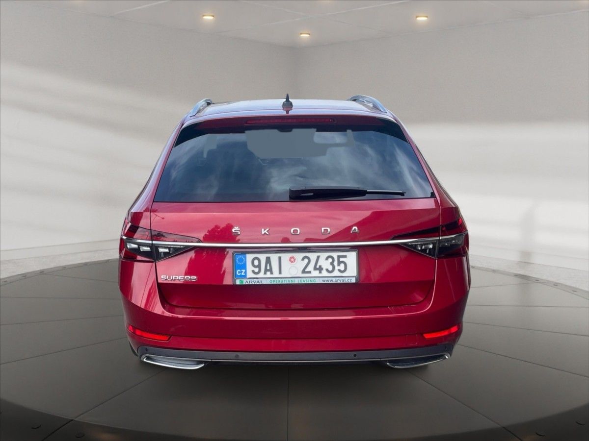 Škoda Superb, 2,0 TDI 110 L&K DSG - fotka 5