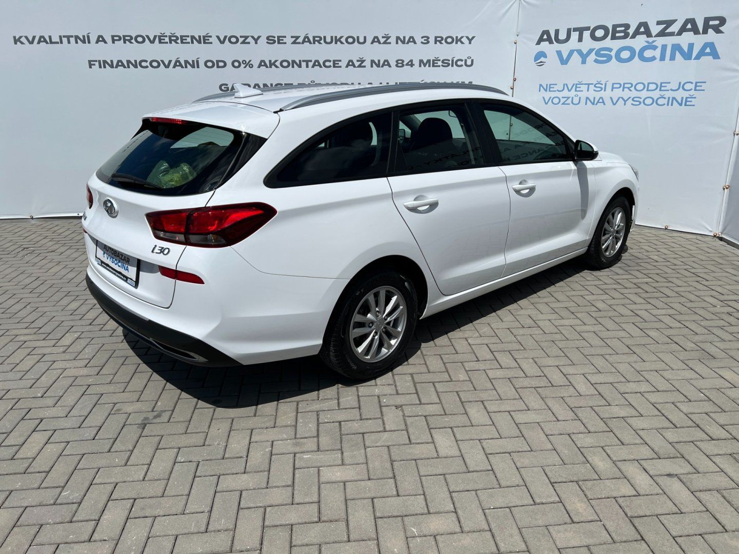 Hyundai i30, Com.1.0T-GDi Comfort! ČR+1maj. - fotka 4