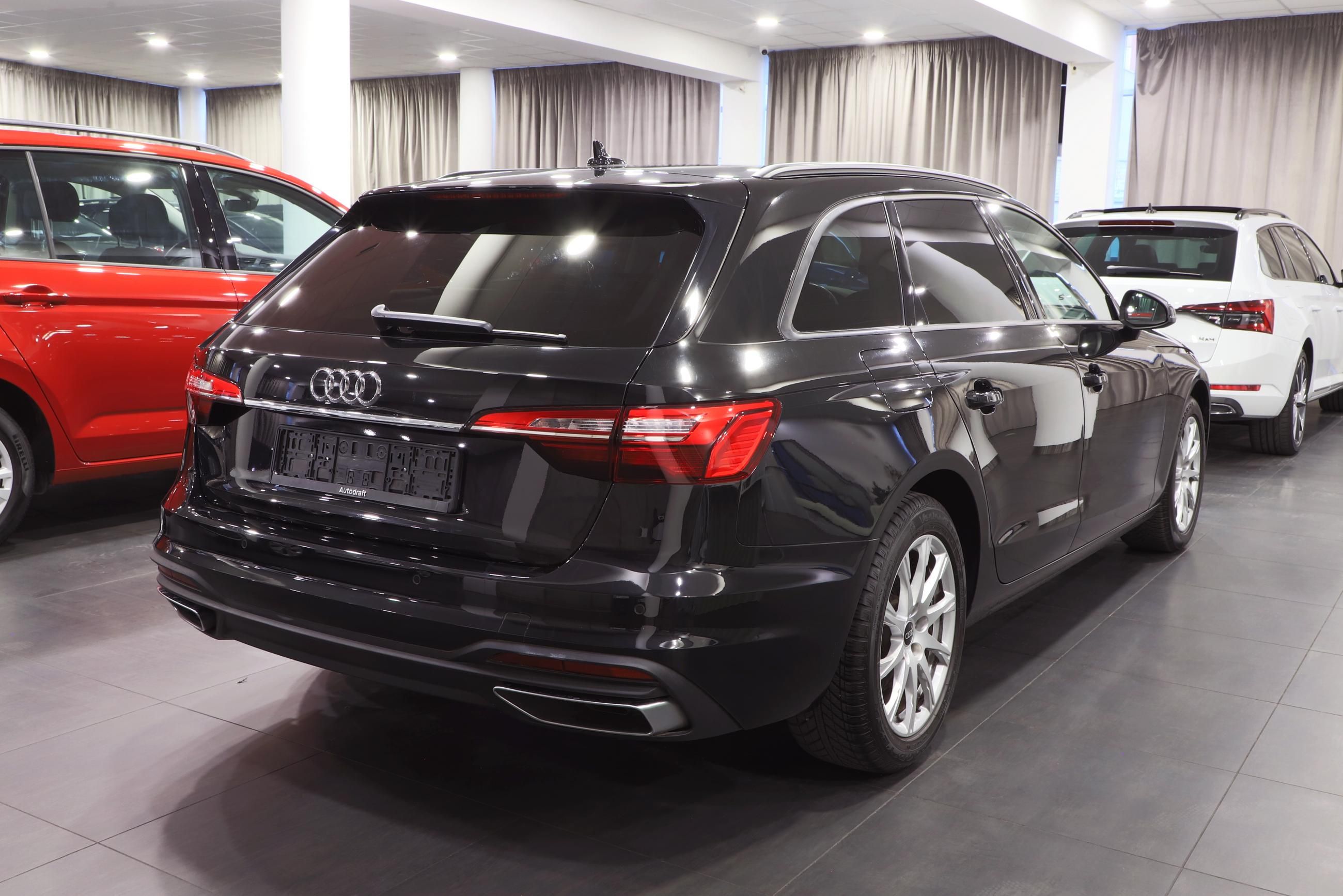 Audi A4 Avant, 2 roky plná záruka v ceně - fotka 3