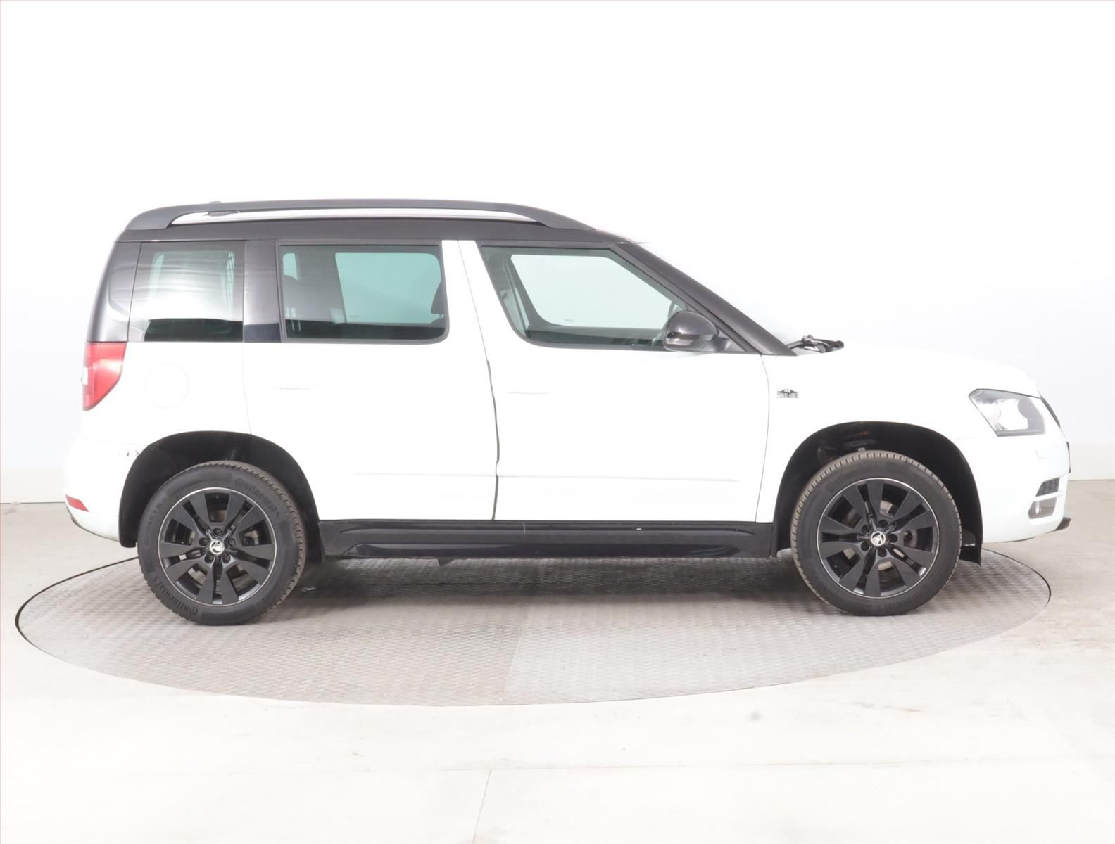 Škoda Yeti, 1.4 TSI, Navi - fotka 6