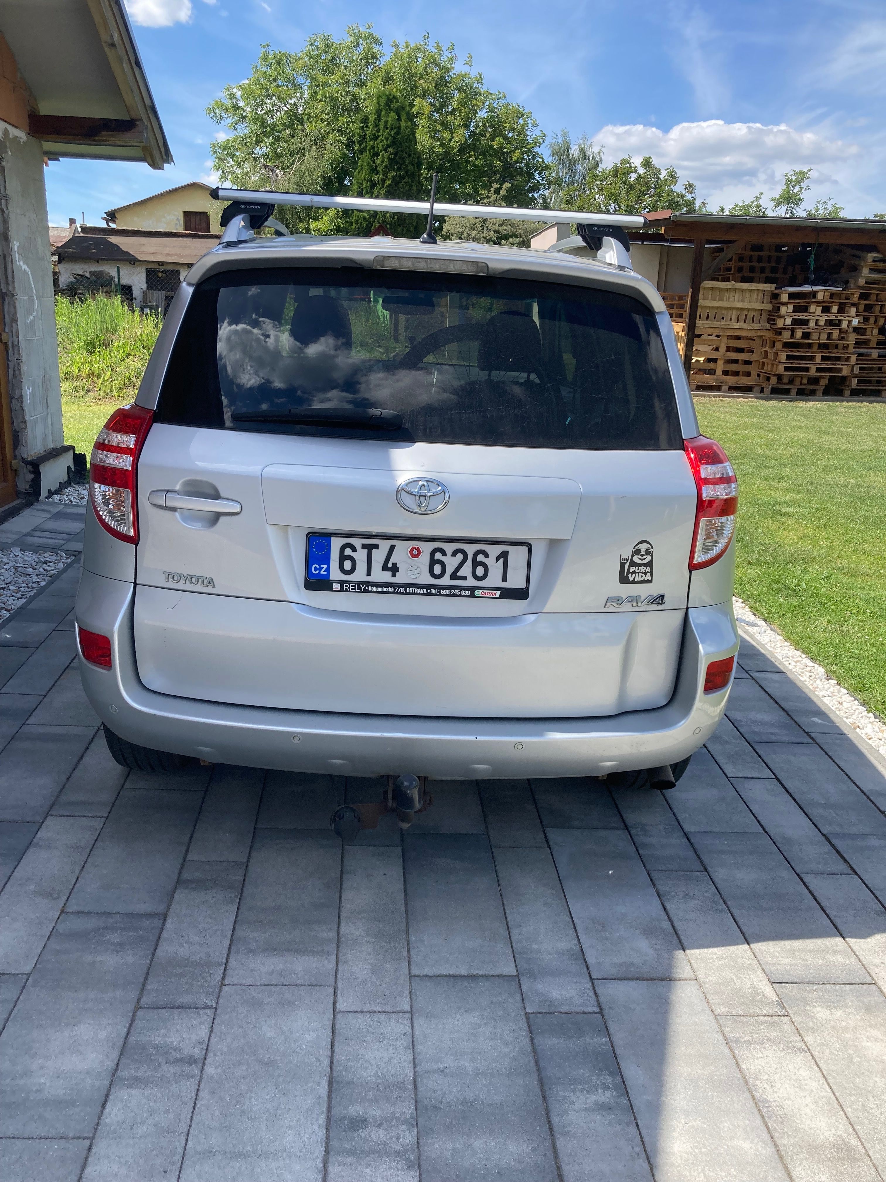 Toyota Rav4 - fotka 4