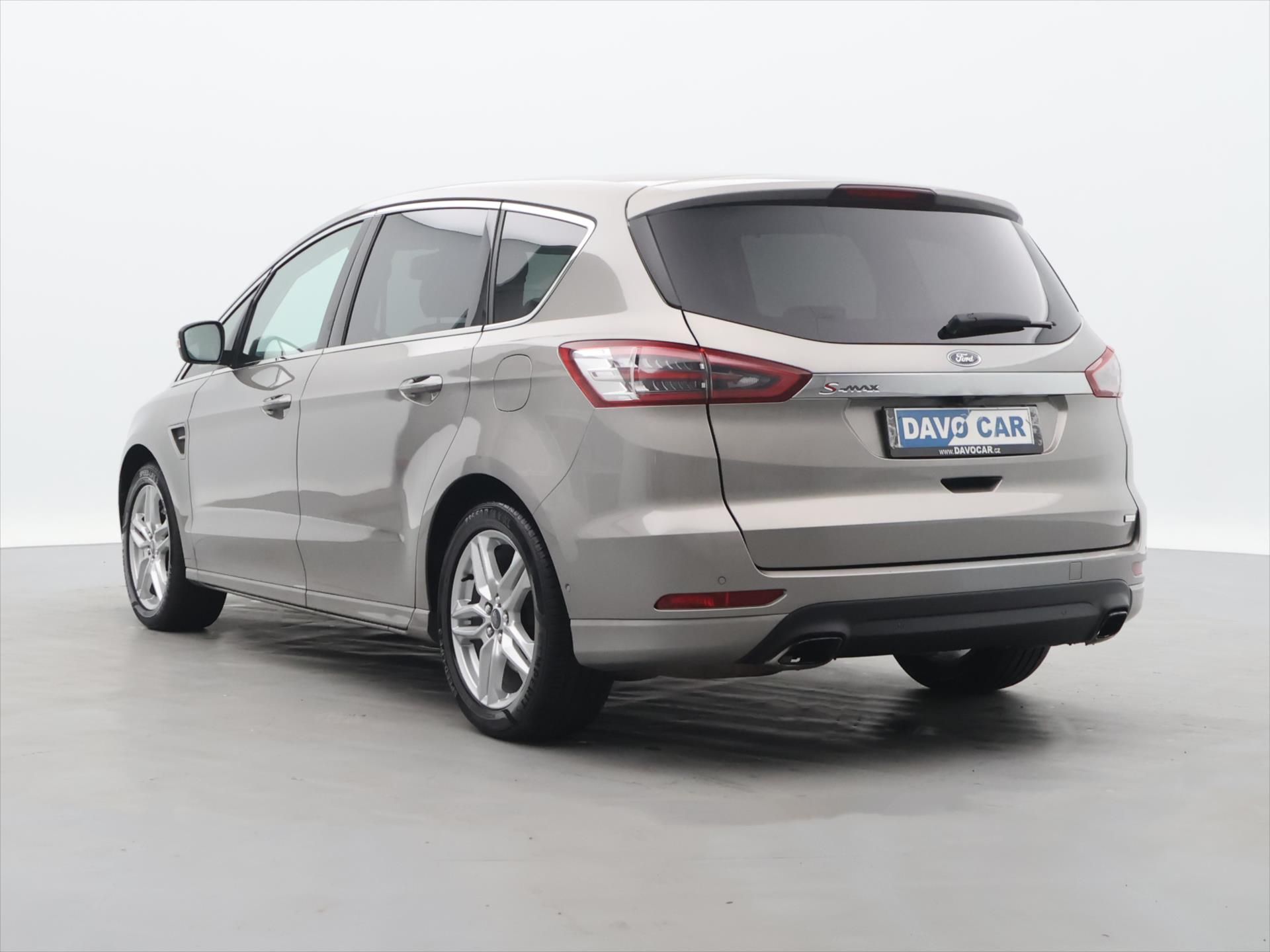 Ford S-MAX, 2,0 EcoBoost 177kW Aut. DPH - fotka 5