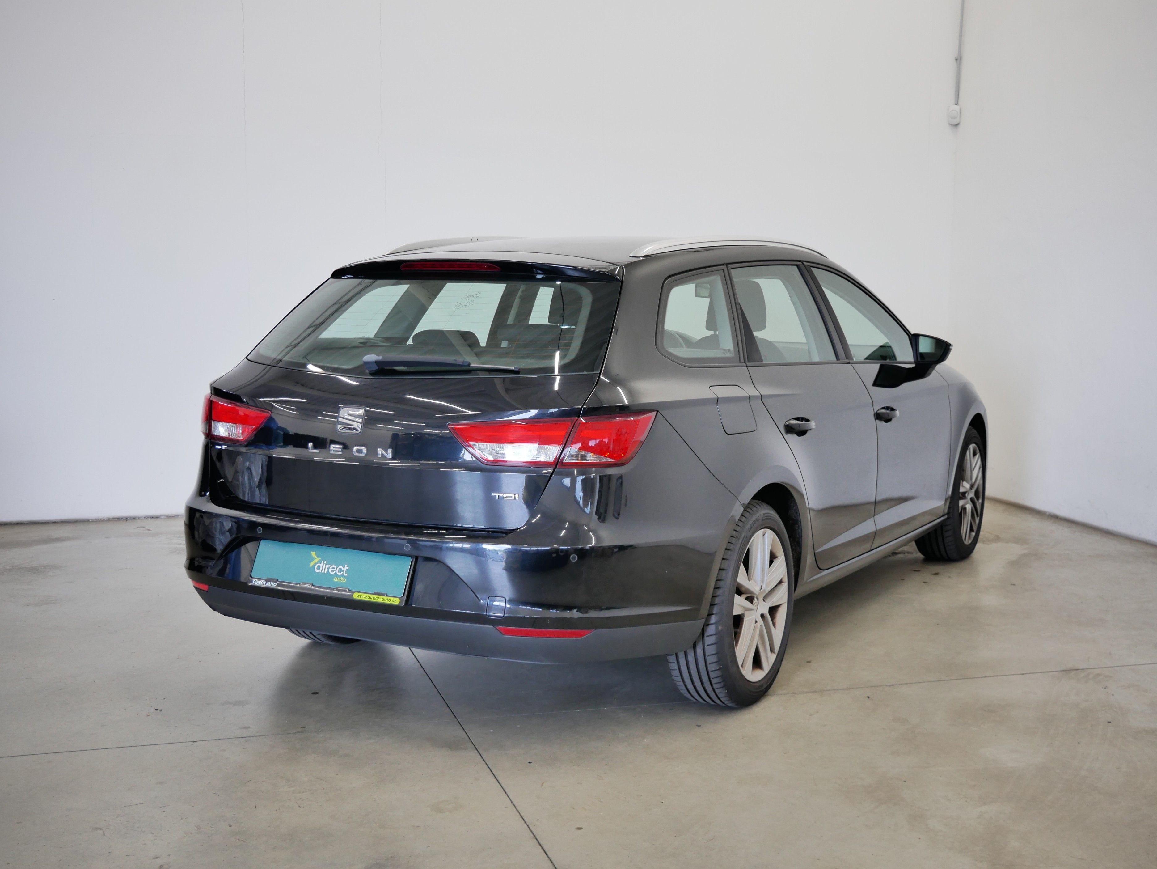 Seat Leon, 1.6 TDI 77 kW DSG Style - fotka 2