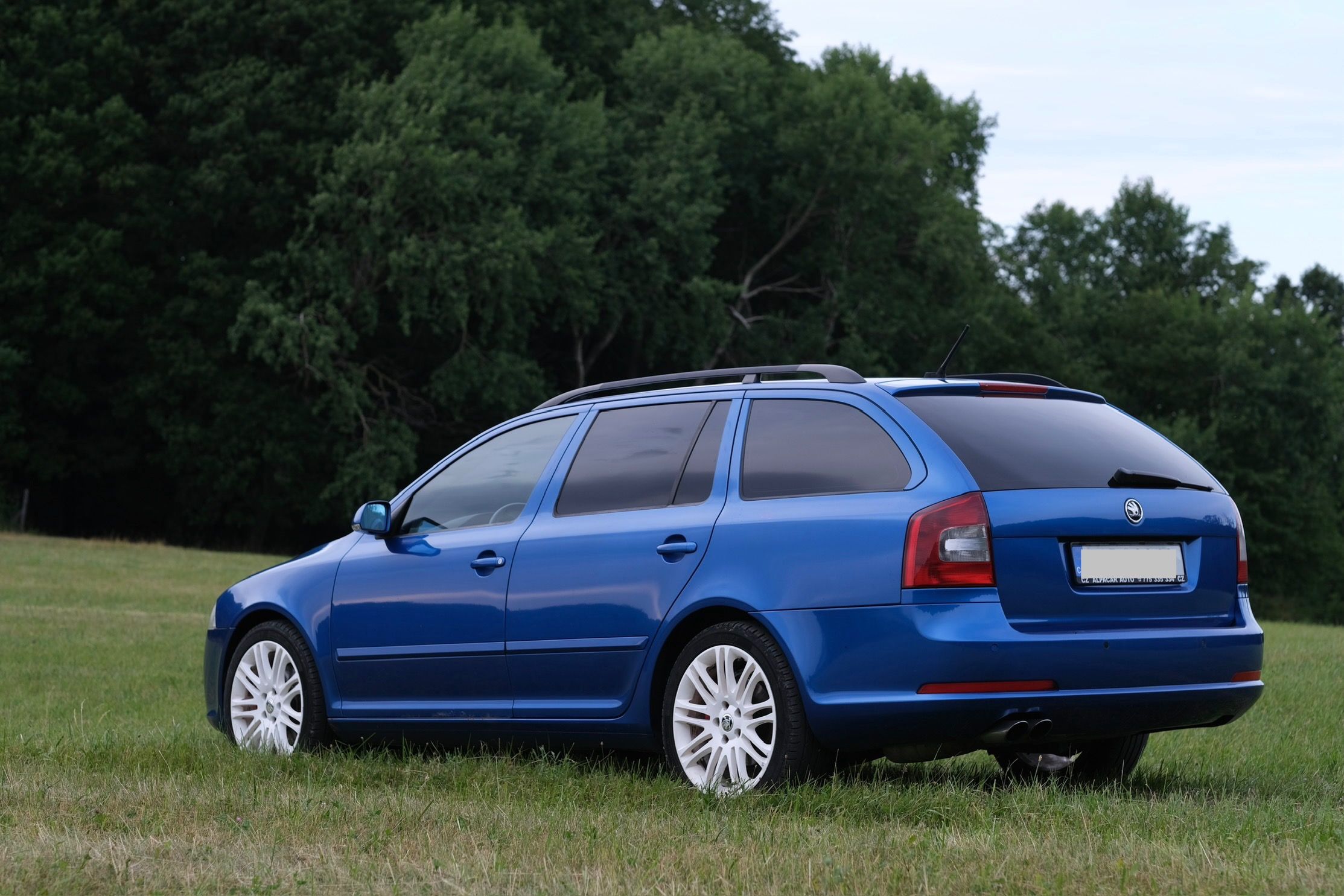 Škoda Octavia, RS Combi 2.0 TDI 125 kW - fotka 4