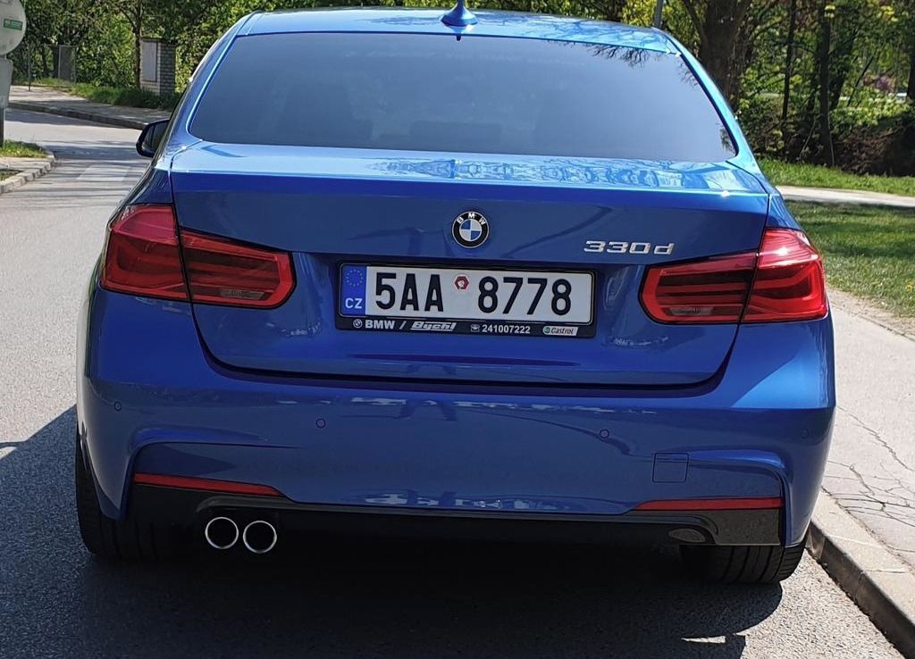 BMW Řada 3, 330d M Sport - fotka 2