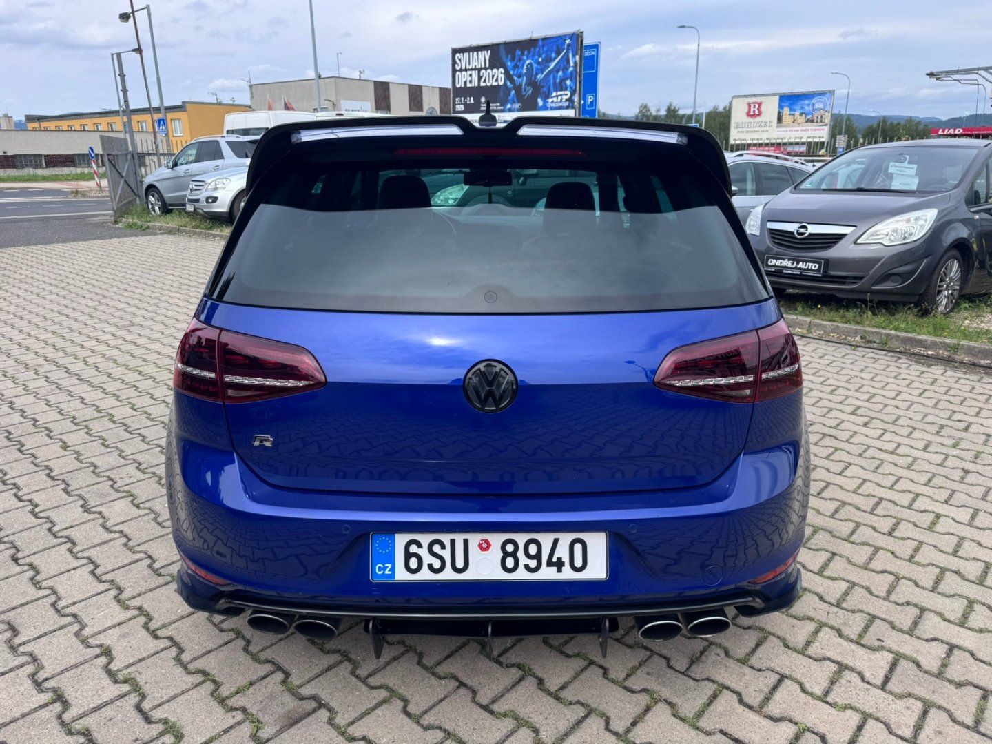 Volkswagen Golf, R 2,0 TSI 221 KW 420 HP MANUÁL - fotka 5